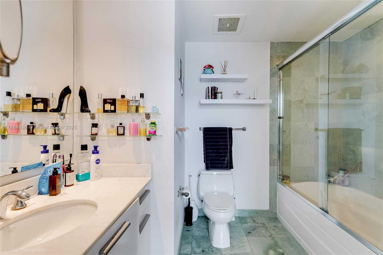 Small Image of 1060 BRICKELL AVE #1203, Miami Number 14
