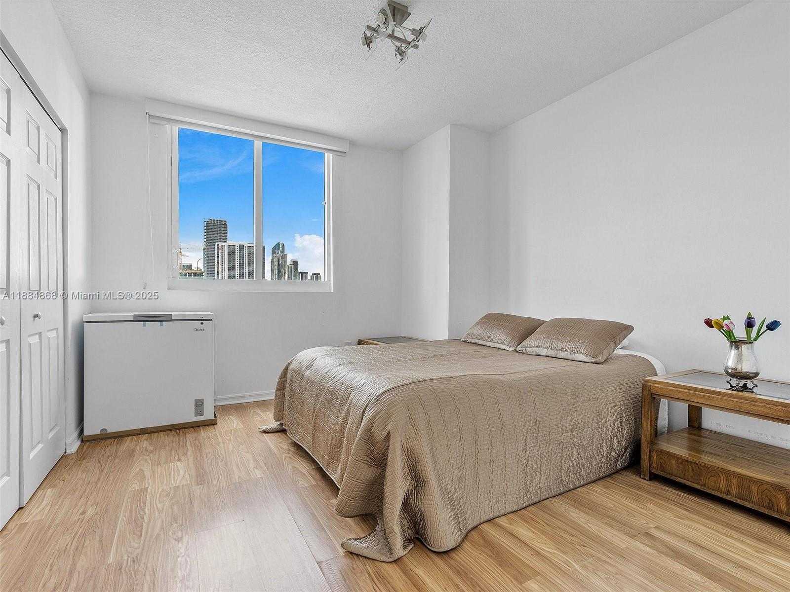 Small Image of 275 NORTH EAST 18TH ST #1705, Miami Number 5