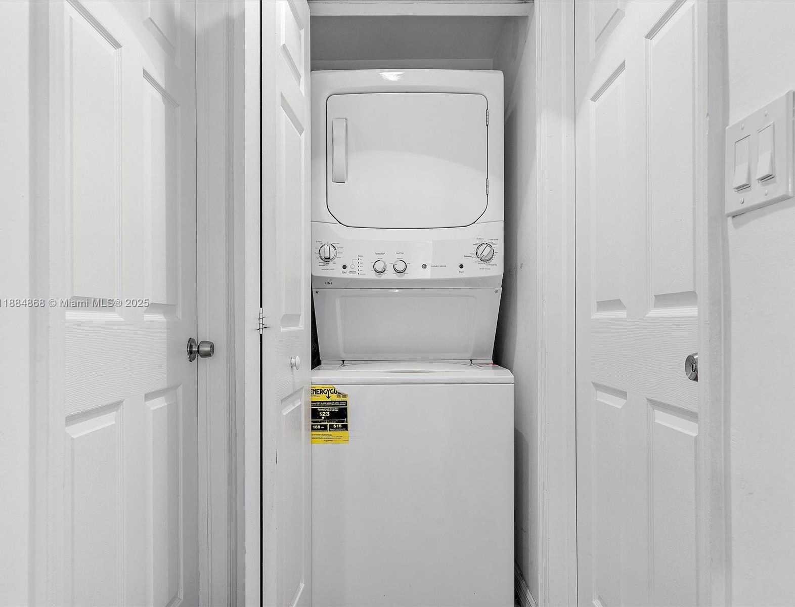 Small Image of 275 NORTH EAST 18TH ST #1705, Miami Number 9