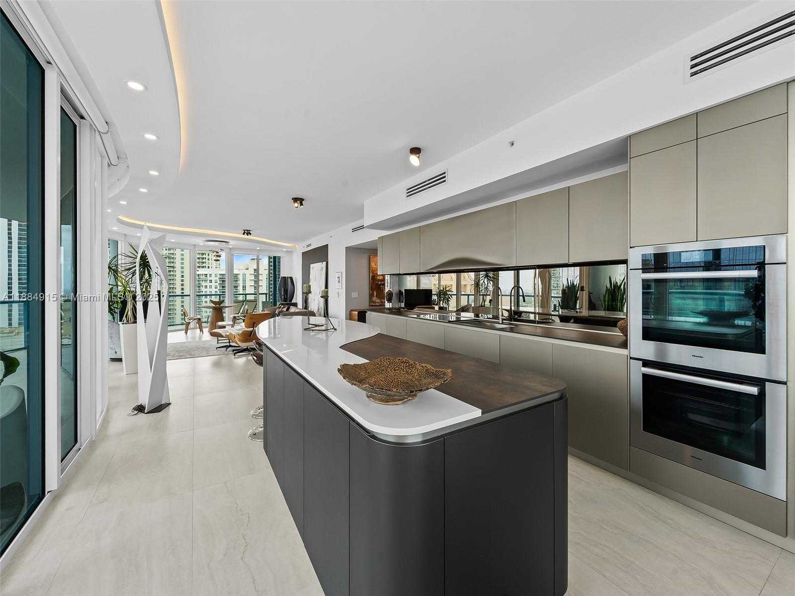 Small Image of 333 LAS OLAS WAY #2907, Fort Lauderdale Number 6