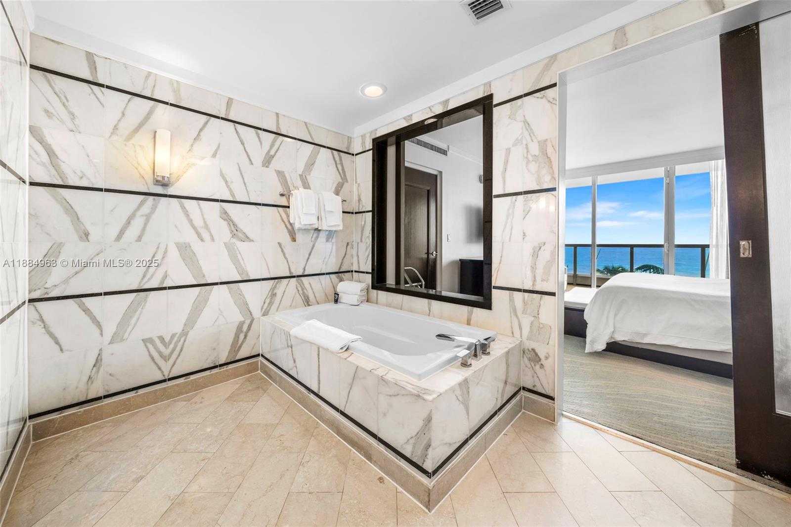 Small Image of 4391 COLLINS AVE #410, Miami Beach Number 18