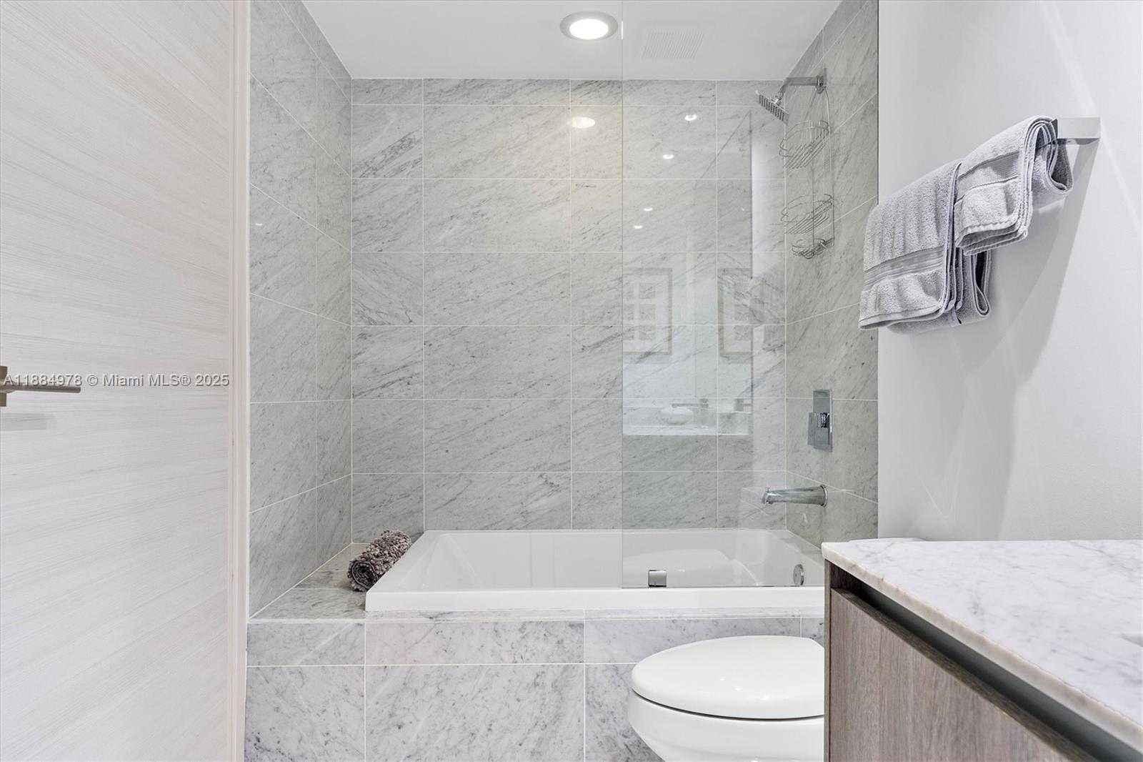 Small Image of 801 SOUTH MIAMI AVE #2509, Miami Number 31