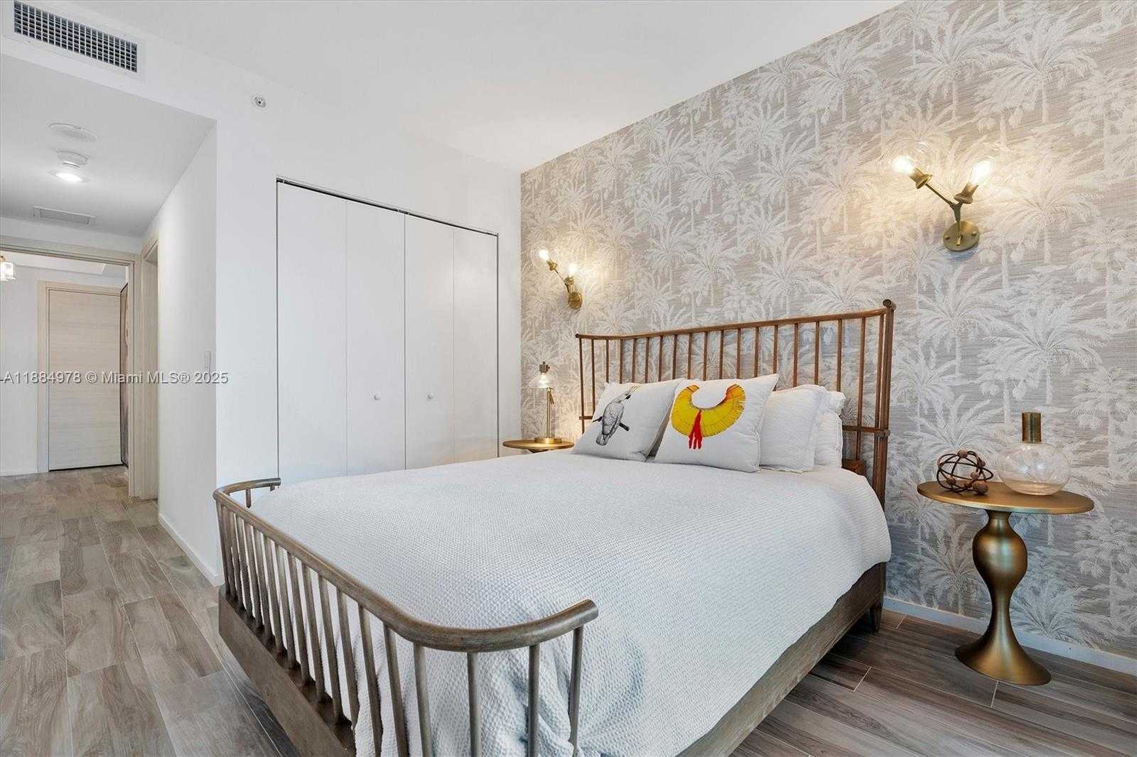 Small Image of 801 SOUTH MIAMI AVE #2509, Miami Number 34