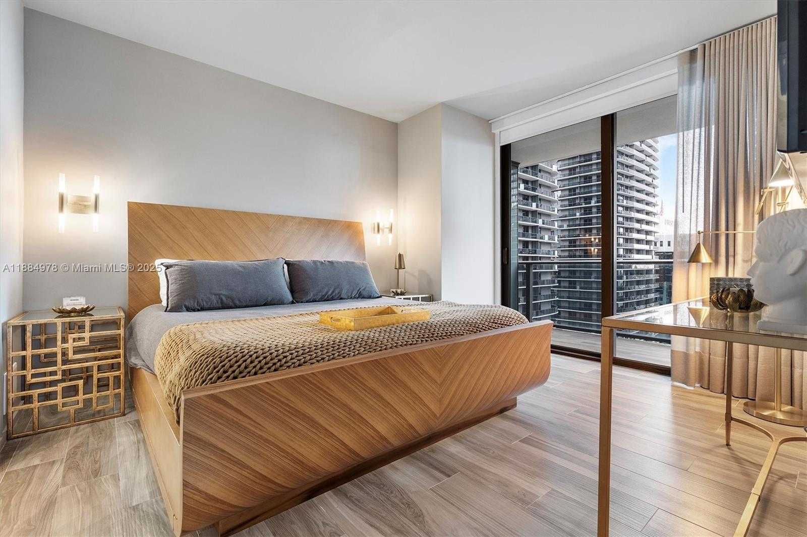 Small Image of 801 SOUTH MIAMI AVE #2509, Miami Number 38