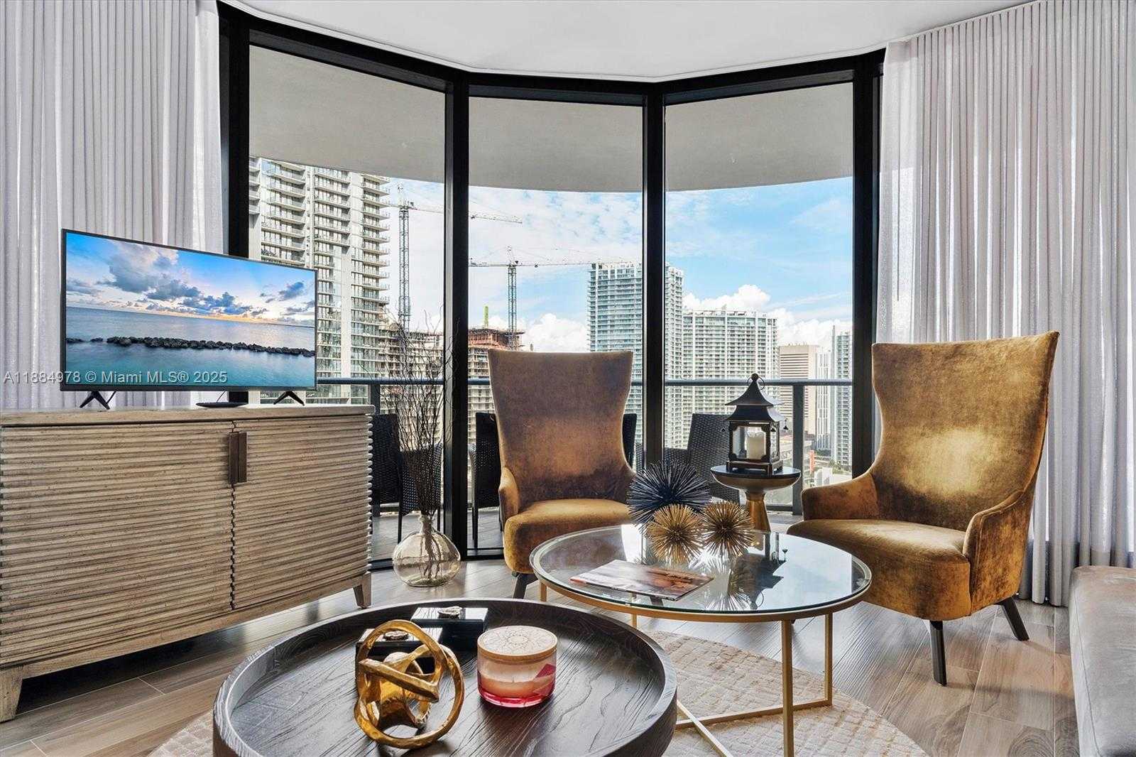 Small Image of 801 SOUTH MIAMI AVE #2509, Miami Number 6