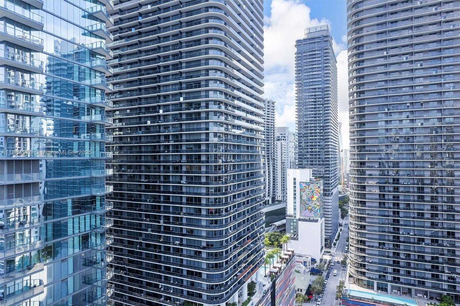 Small Image of 801 SOUTH MIAMI AVE #2509, Miami Number 60