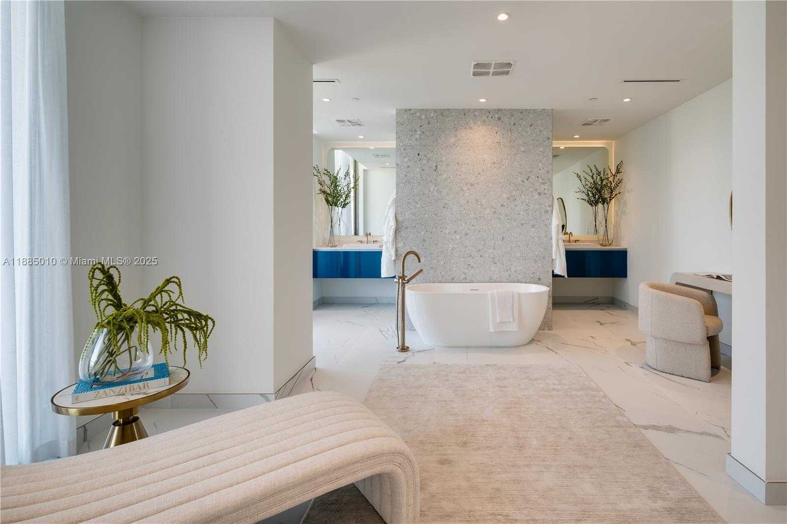 Small Image of 2655 SOUTH BAYSHORE DRIVE #LPH, Coconut Grove Number 19