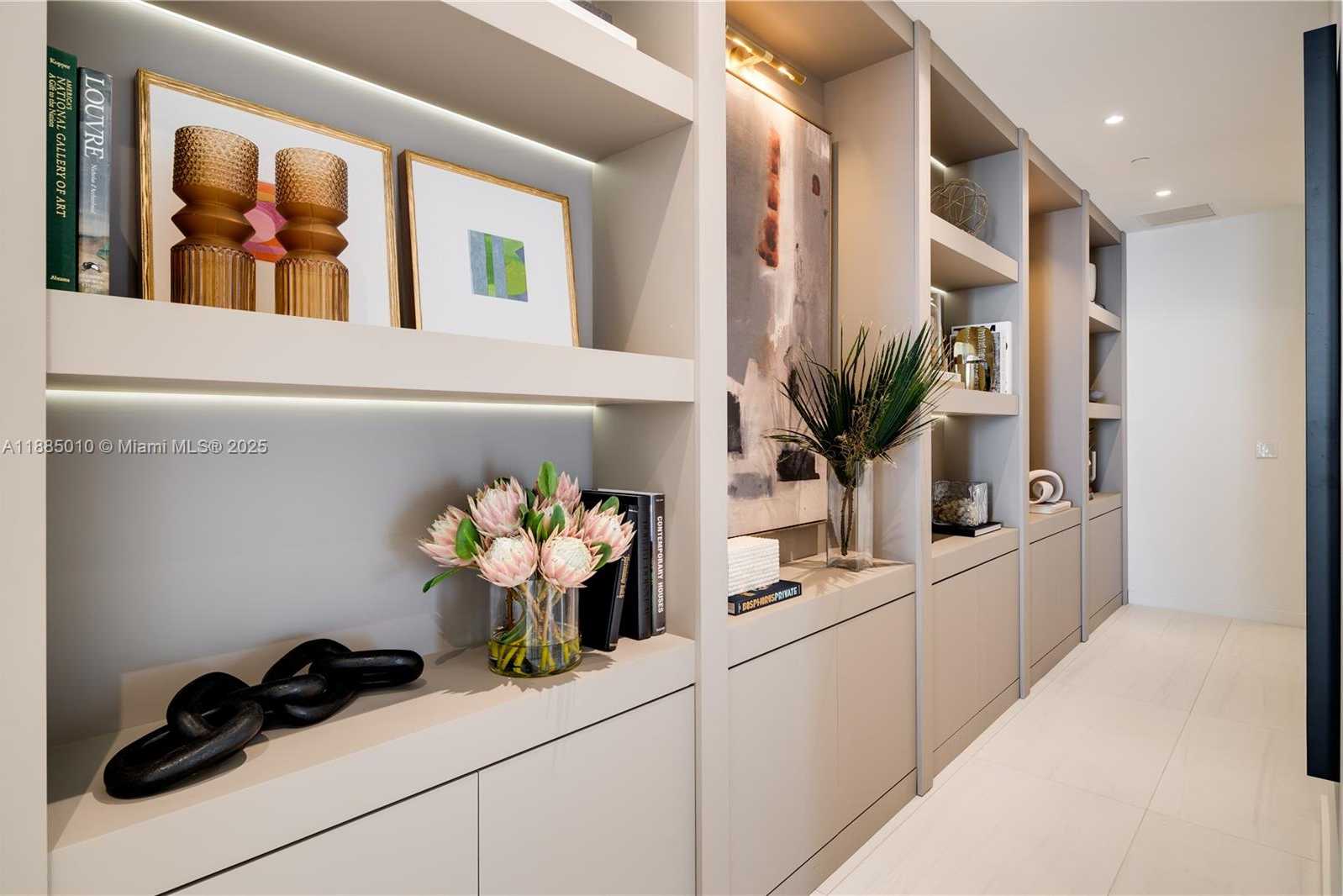 Small Image of 2655 SOUTH BAYSHORE DRIVE #LPH, Coconut Grove Number 22