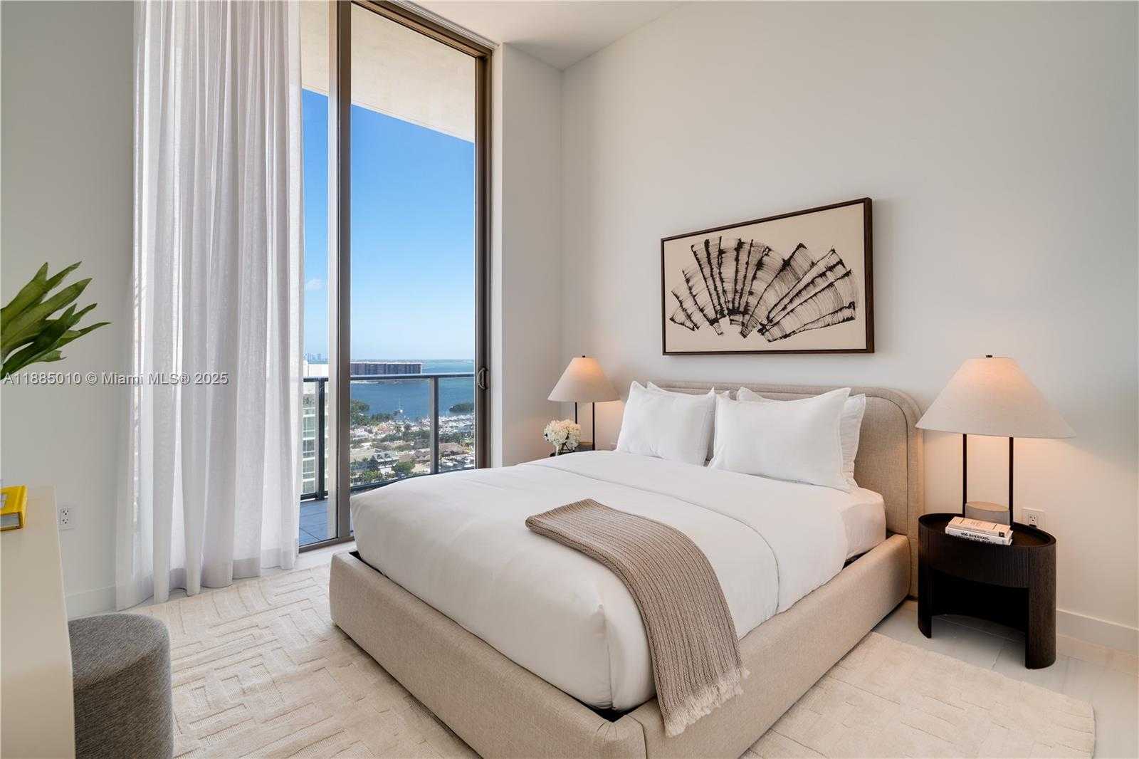 Small Image of 2655 SOUTH BAYSHORE DRIVE #LPH, Coconut Grove Number 29