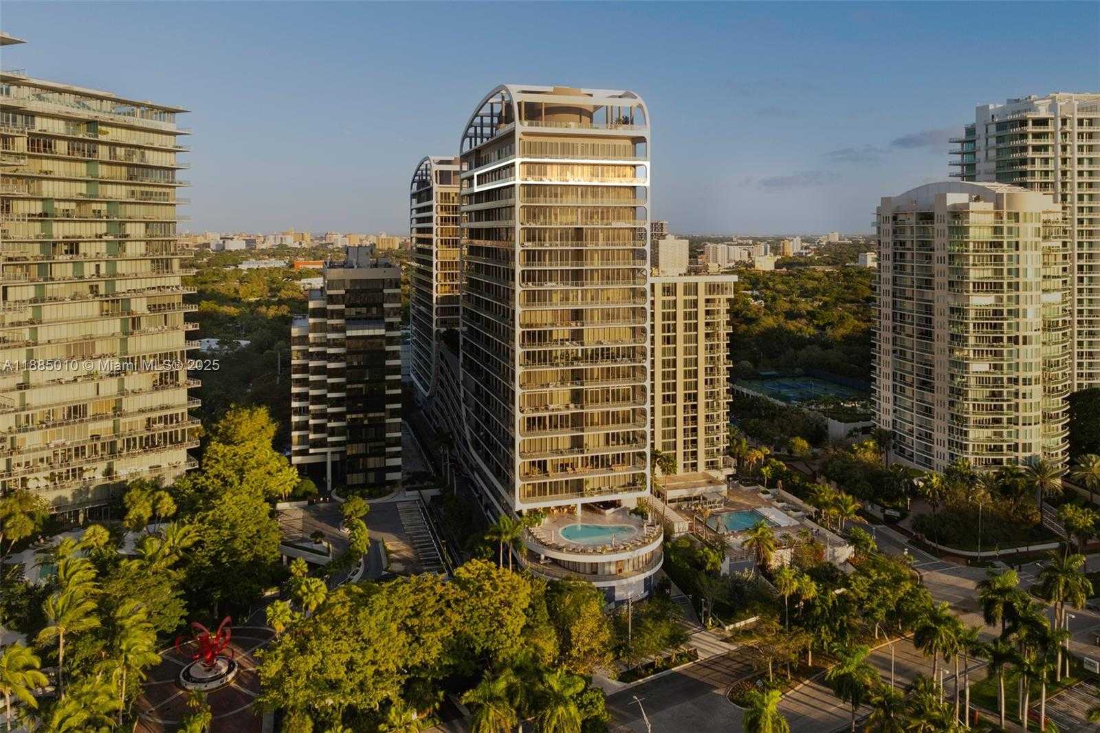 Small Image of 2655 SOUTH BAYSHORE DRIVE #LPH, Coconut Grove Number 37