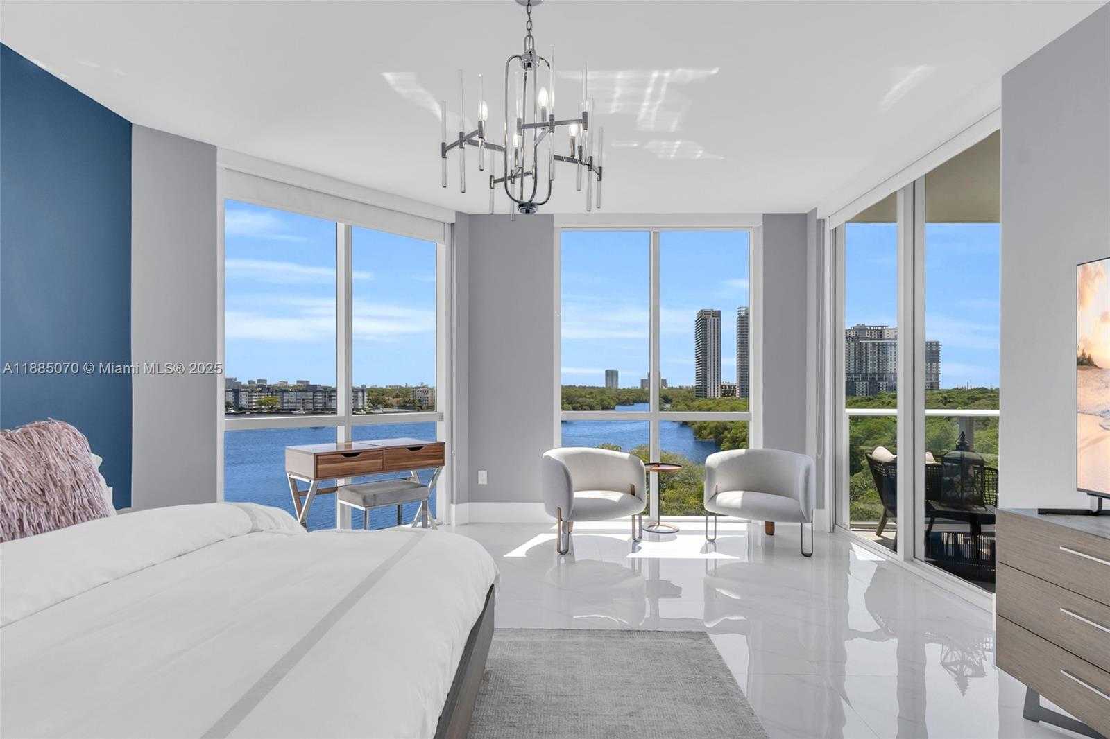 Small Image of 17111 BISCAYNE BLVD #602, North Miami Beach Number 14