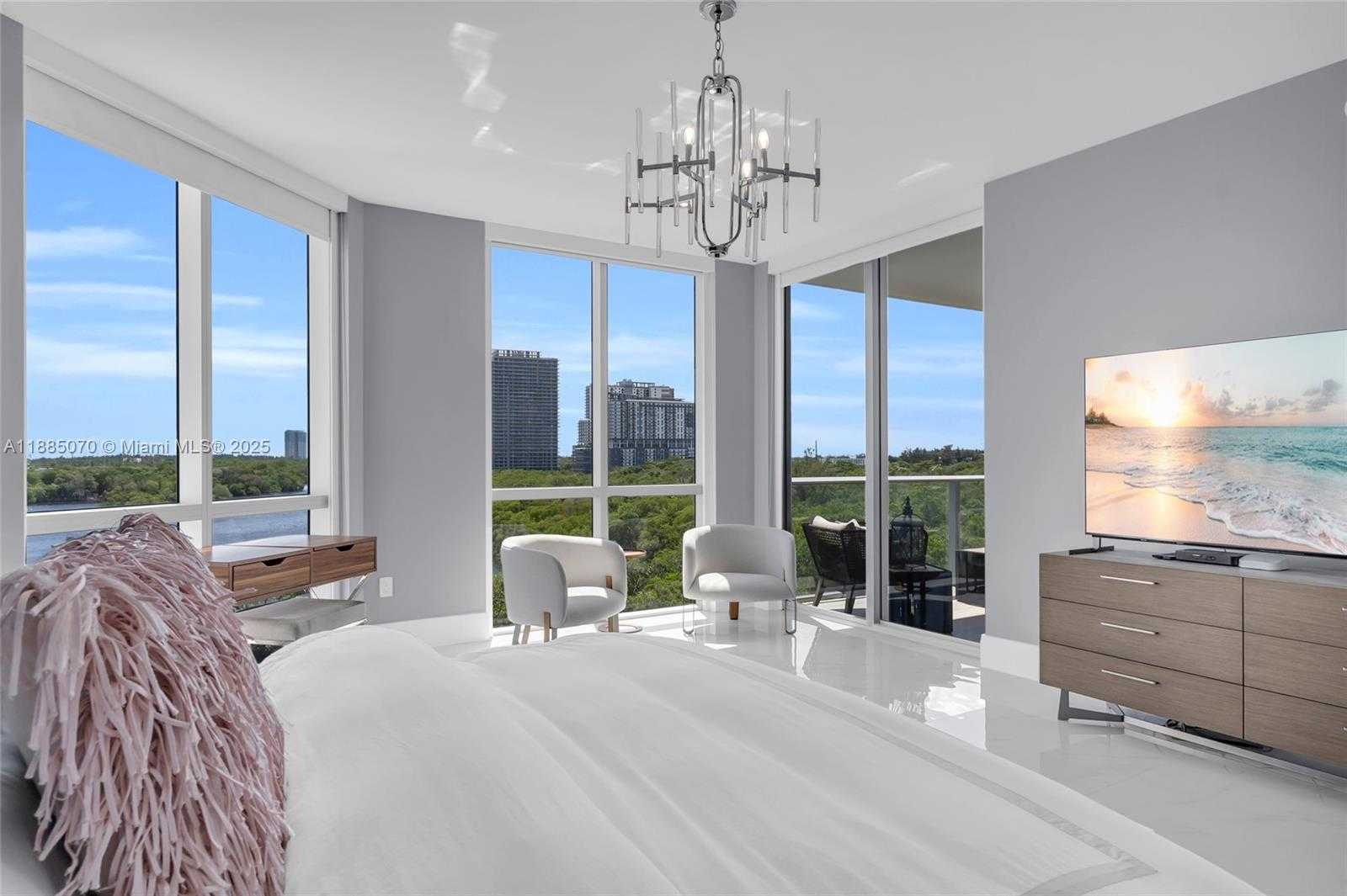 Small Image of 17111 BISCAYNE BLVD #602, North Miami Beach Number 15