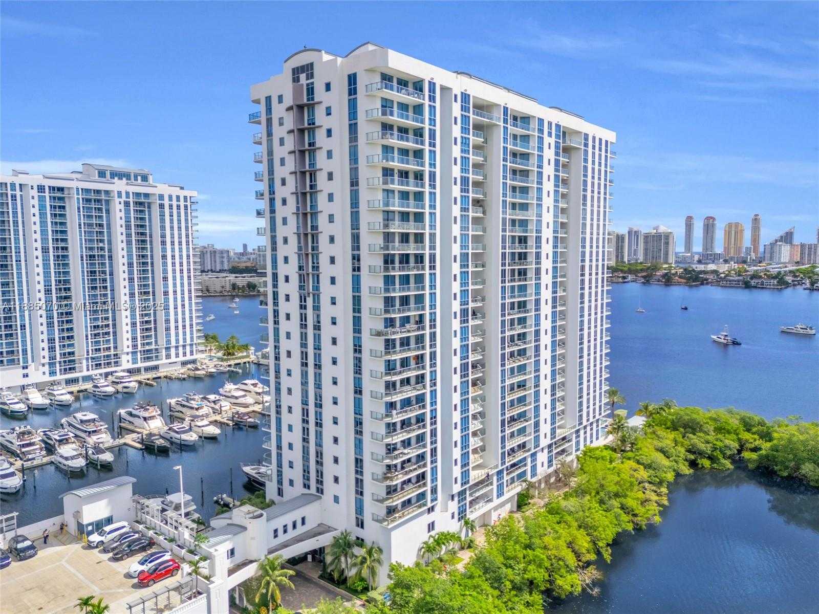 Small Image of 17111 BISCAYNE BLVD #602, North Miami Beach Number 31
