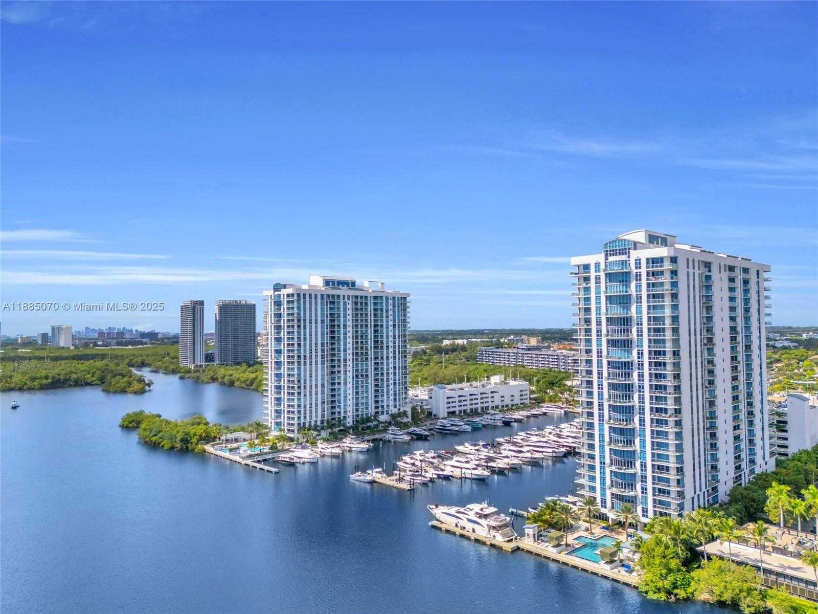 Small Image of 17111 BISCAYNE BLVD #602, North Miami Beach Number 33