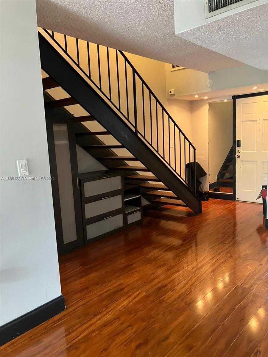Small Image of 9351 FONTAINEBLEAU BLVD #B206, Miami Number 12