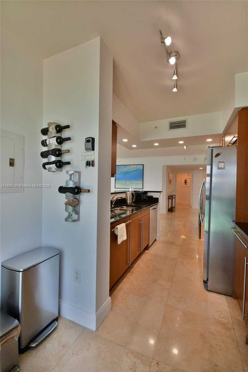 Small Image of 2080 SOUTH OCEAN DR #1111, Hallandale Beach Number 30
