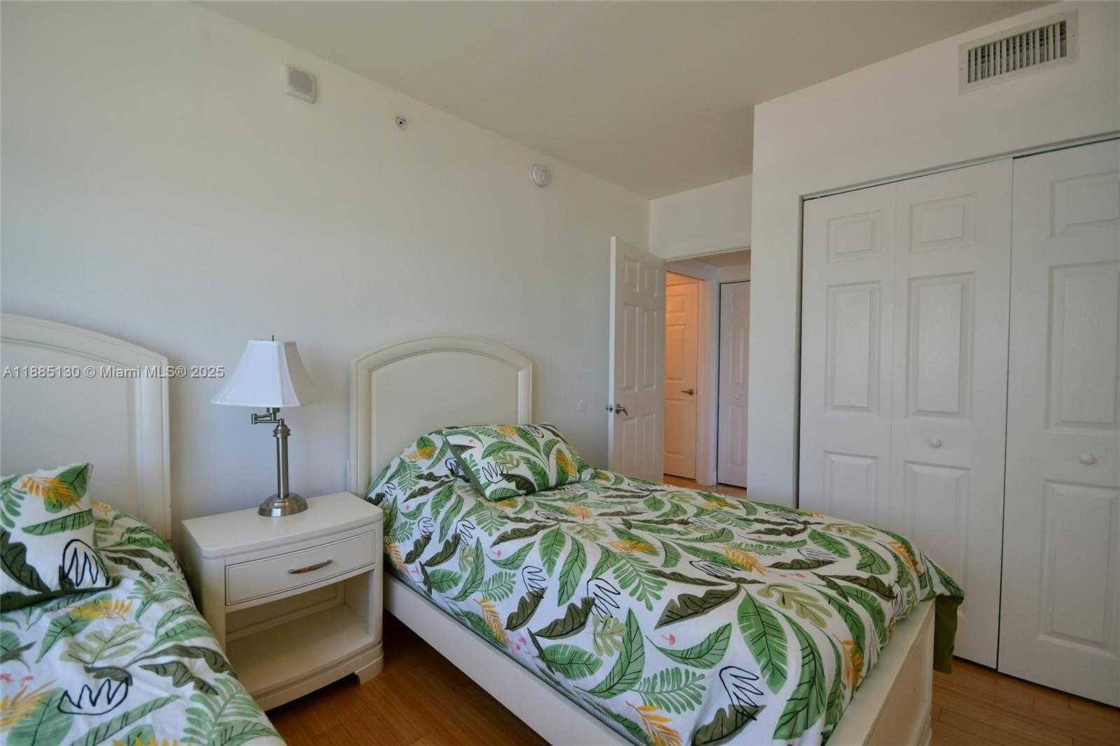 Small Image of 2080 SOUTH OCEAN DR #1111, Hallandale Beach Number 36