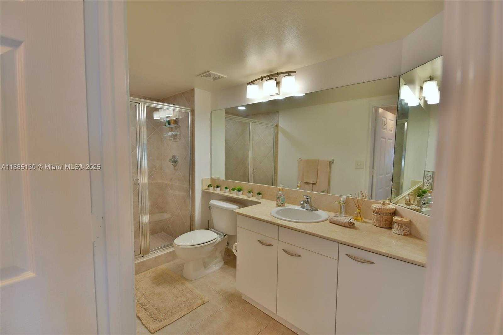 Small Image of 2080 SOUTH OCEAN DR #1111, Hallandale Beach Number 39