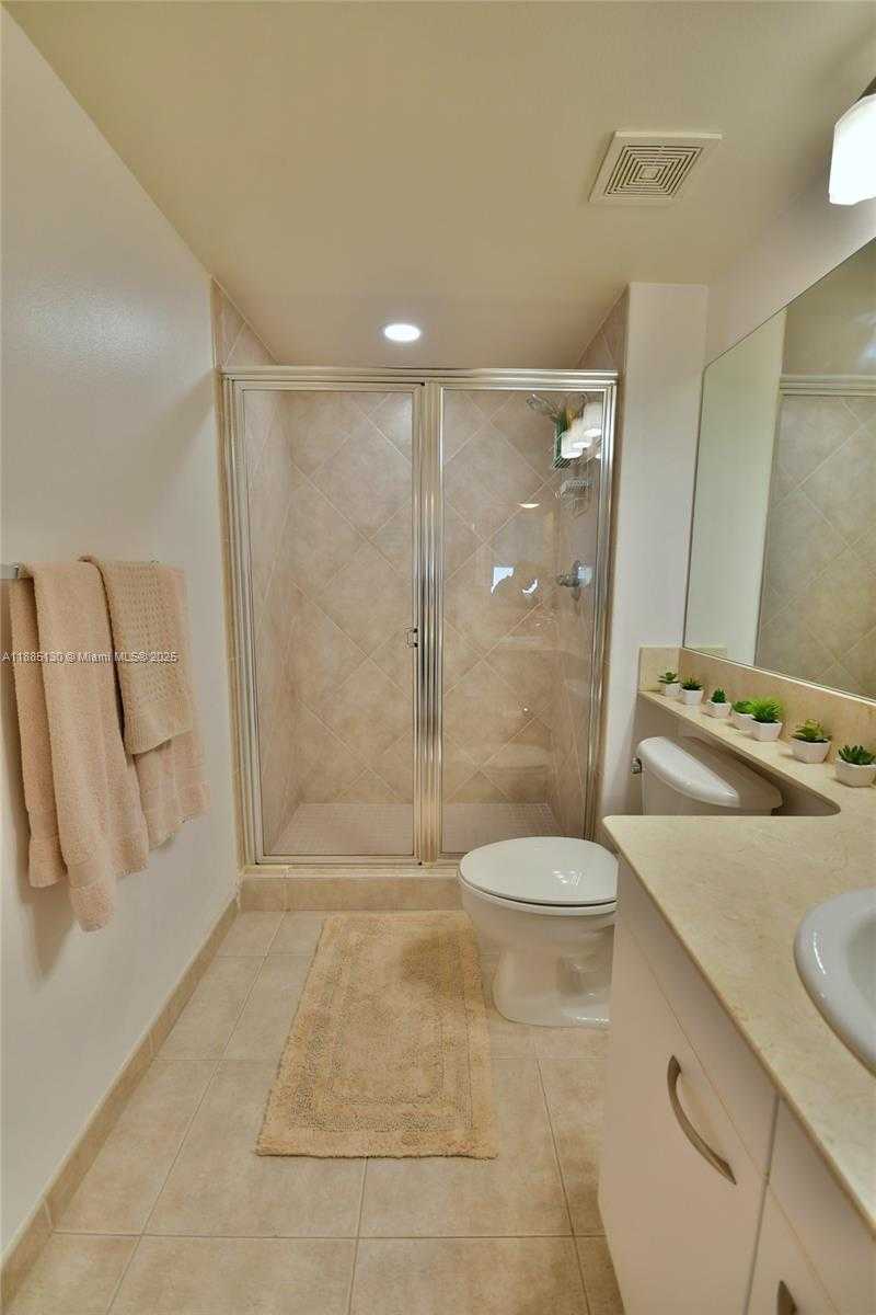 Small Image of 2080 SOUTH OCEAN DR #1111, Hallandale Beach Number 40