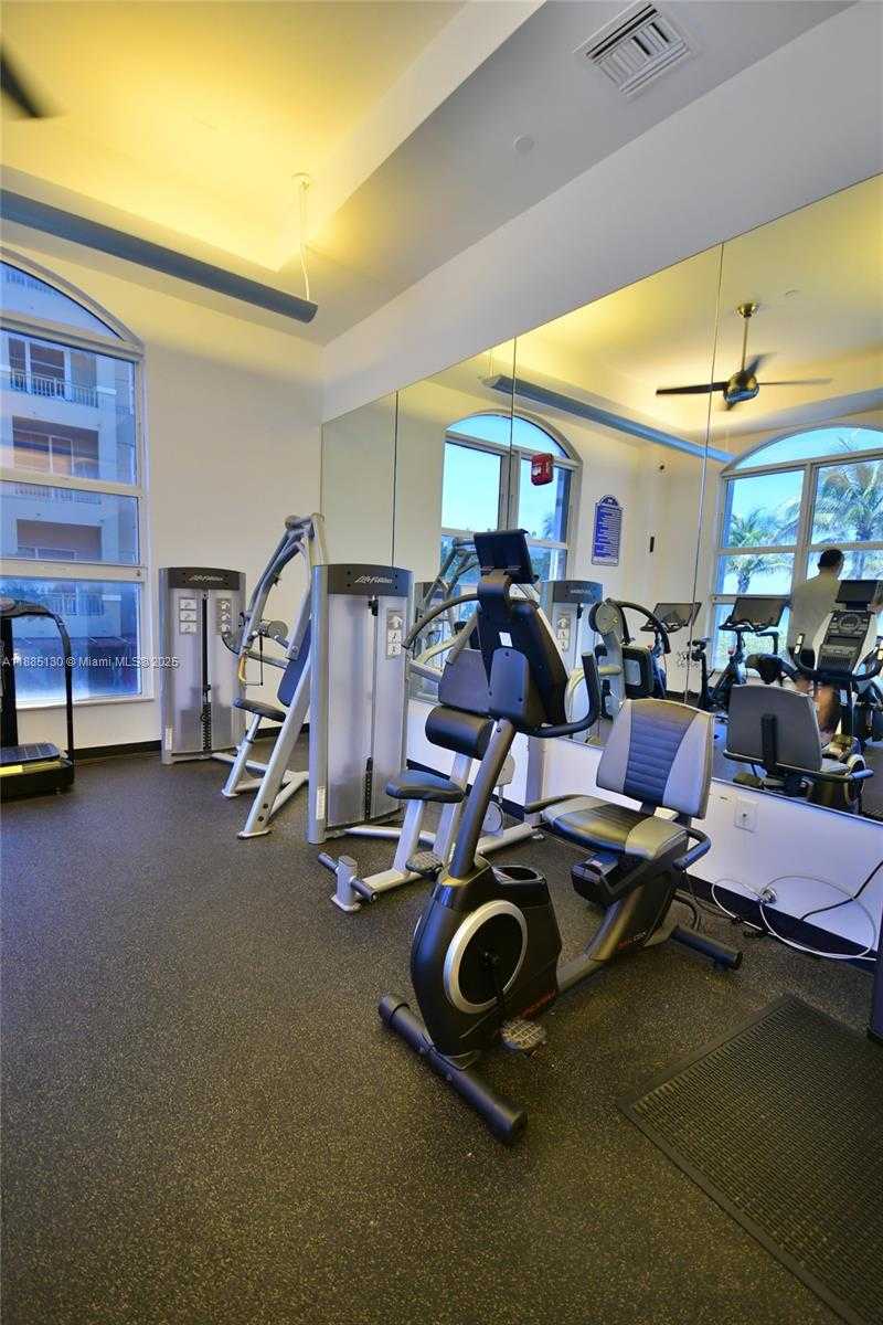 Small Image of 2080 SOUTH OCEAN DR #1111, Hallandale Beach Number 78