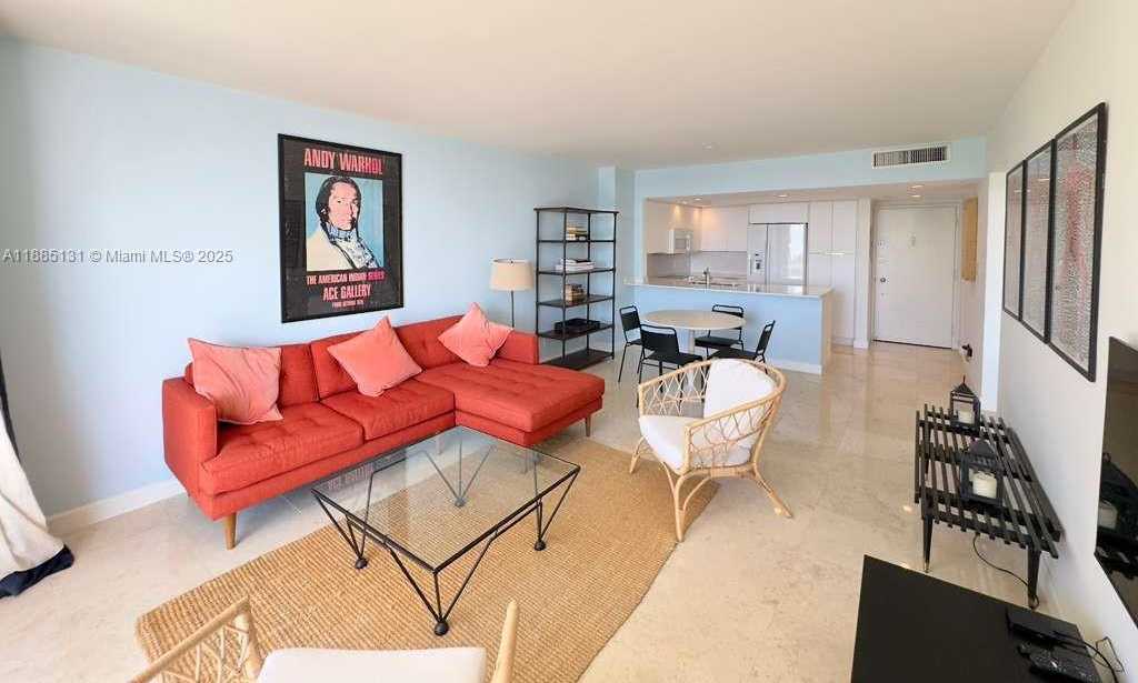 Small Image of 5600 COLLINS AVE #5L, Miami Beach Number 3