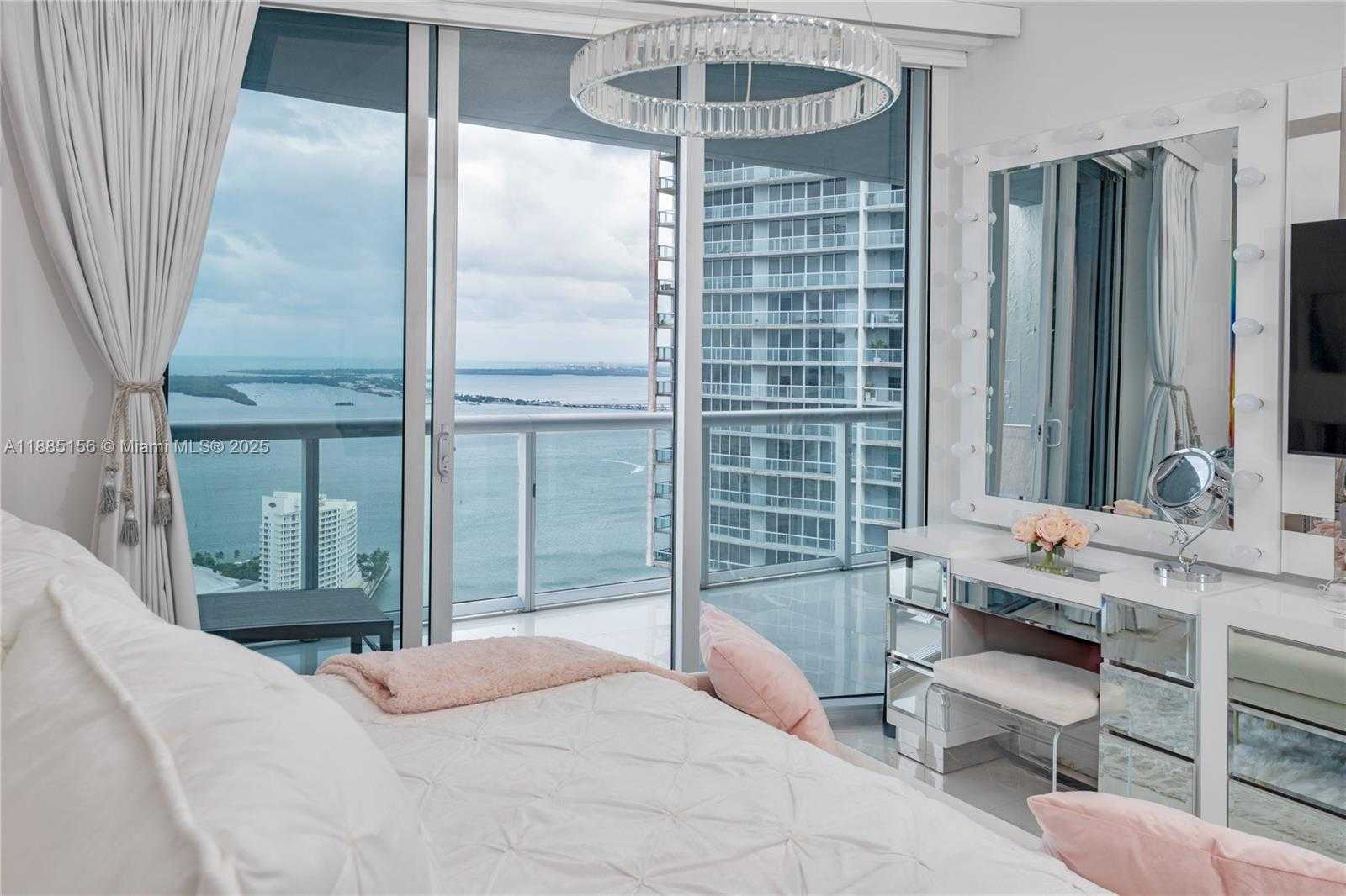 Small Image of 465 BRICKELL AV #4705, Miami Number 12