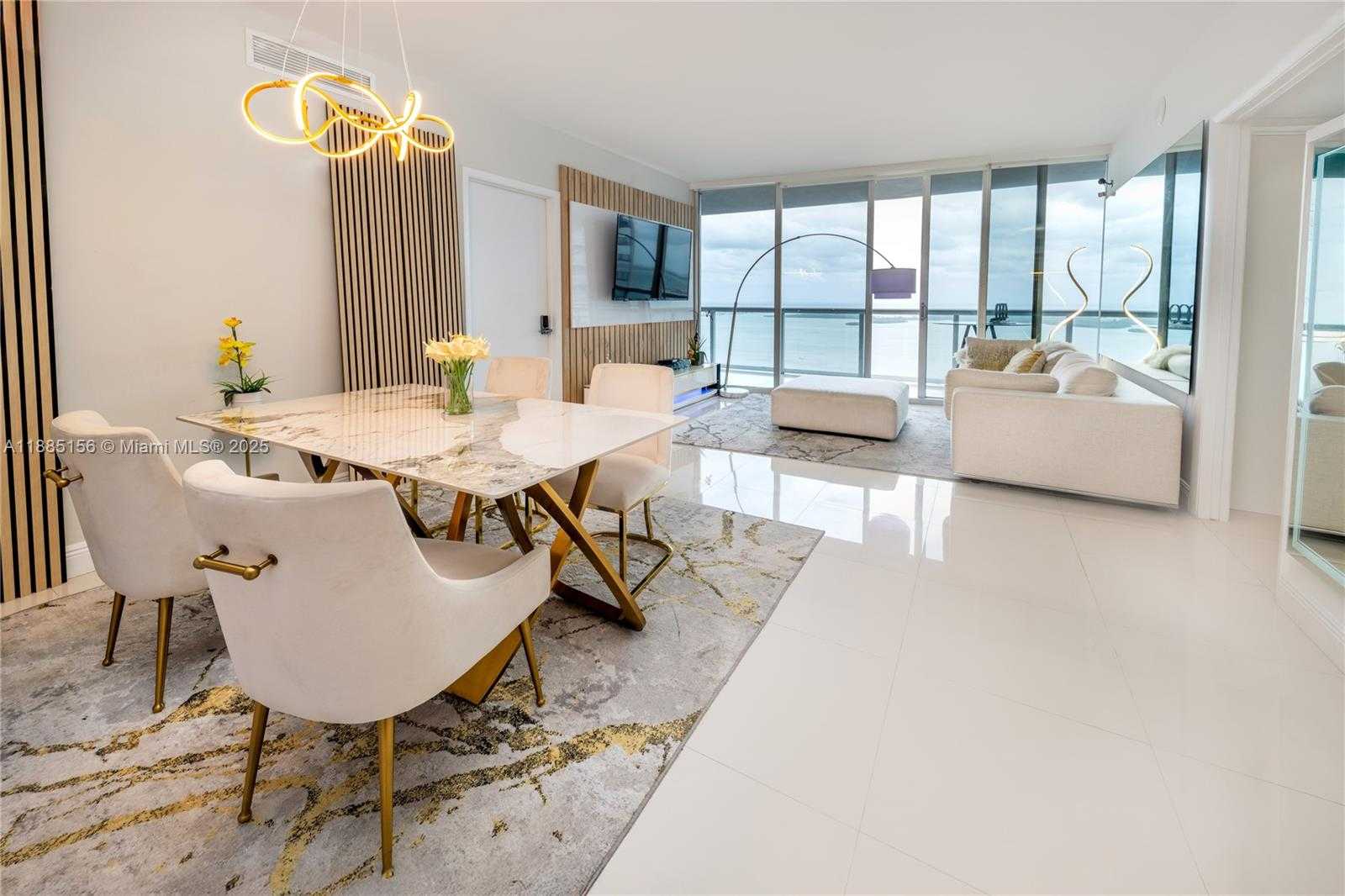 Small Image of 465 BRICKELL AV #4705, Miami Number 3