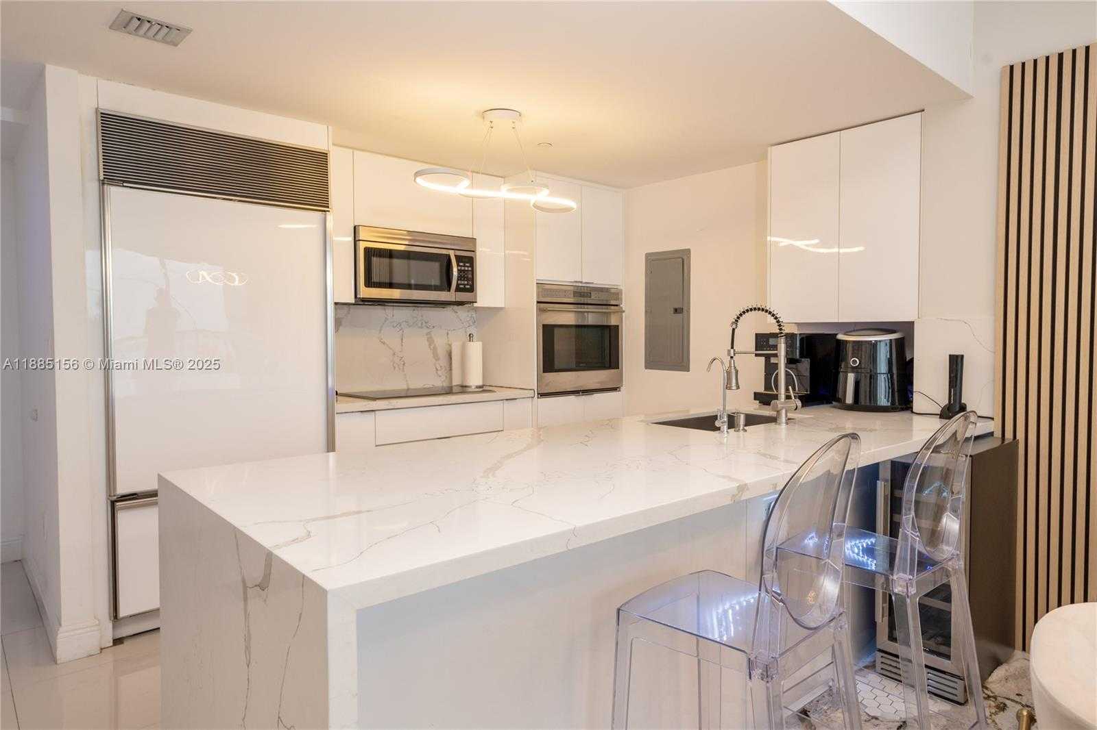 Small Image of 465 BRICKELL AV #4705, Miami Number 5