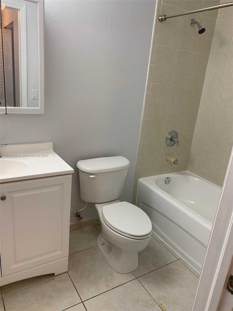 Small Image of 7290 NORTH WEST 114TH AVE #307-7, Doral Number 13