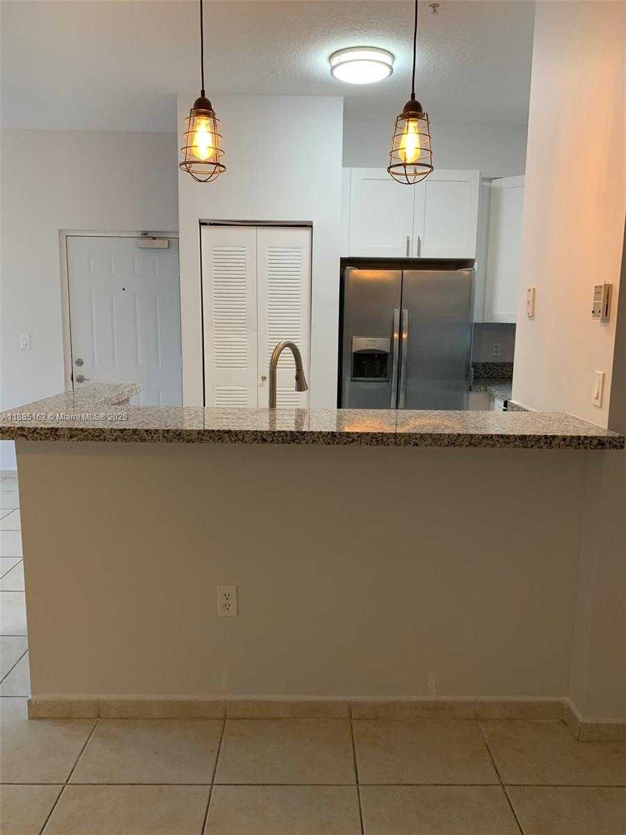 Small Image of 7290 NORTH WEST 114TH AVE #307-7, Doral Number 4