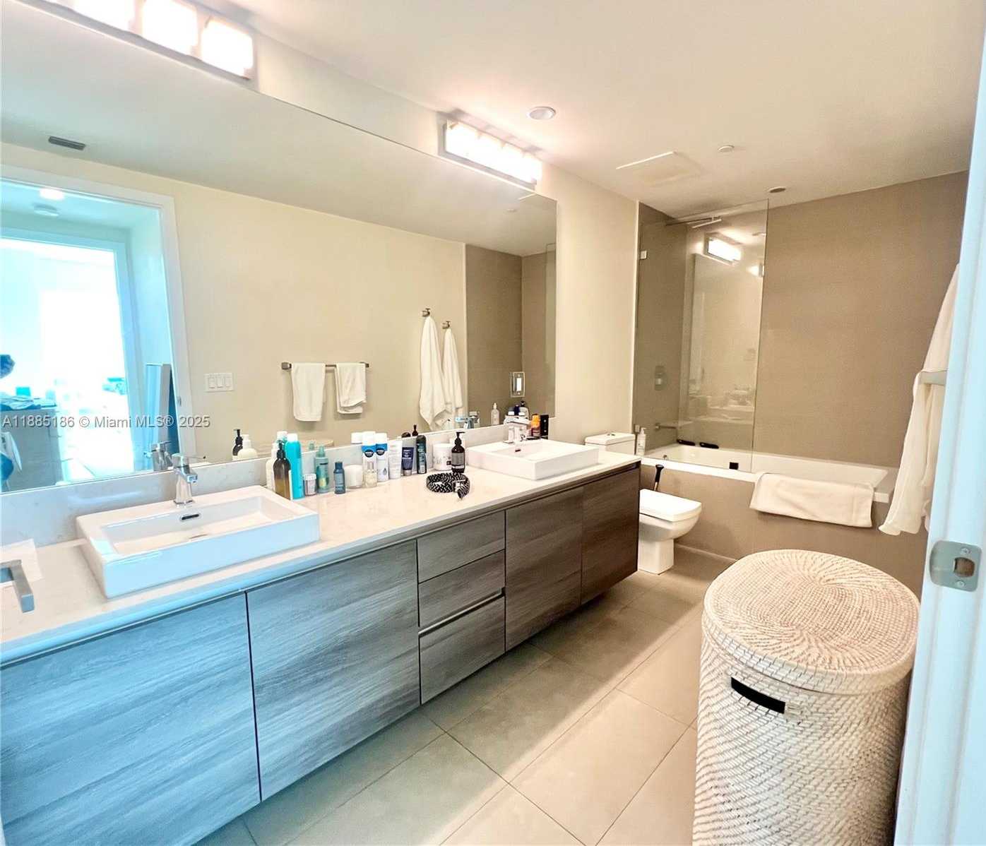 Small Image of 1080 BRICKELL AVE #2206, Miami Number 14