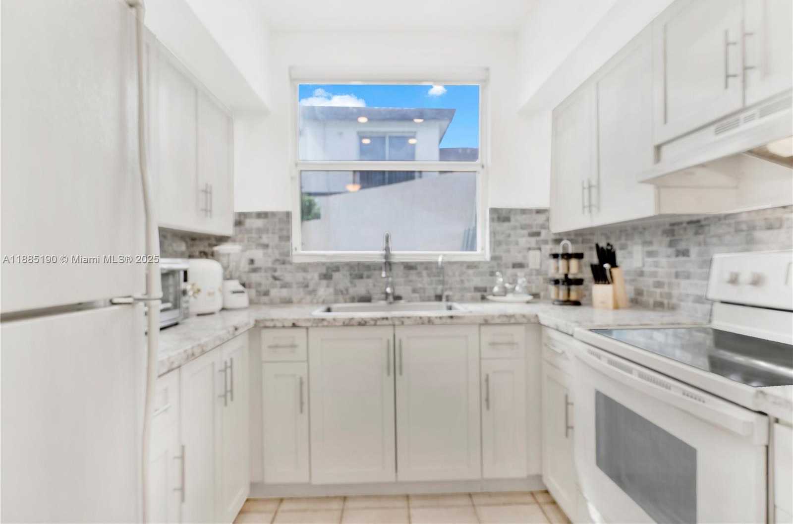 Small Image of 8595 SOUTH WEST 152ND AVE #251, Miami Number 7