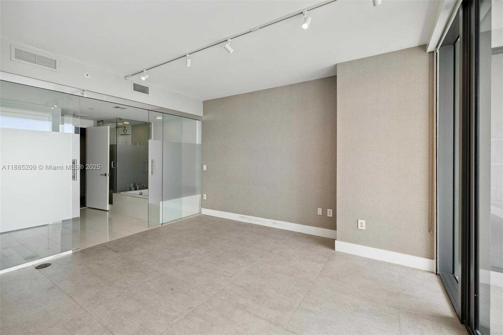 Small Image of 650 NORTH EAST 32ND ST #4203, Miami Number 15