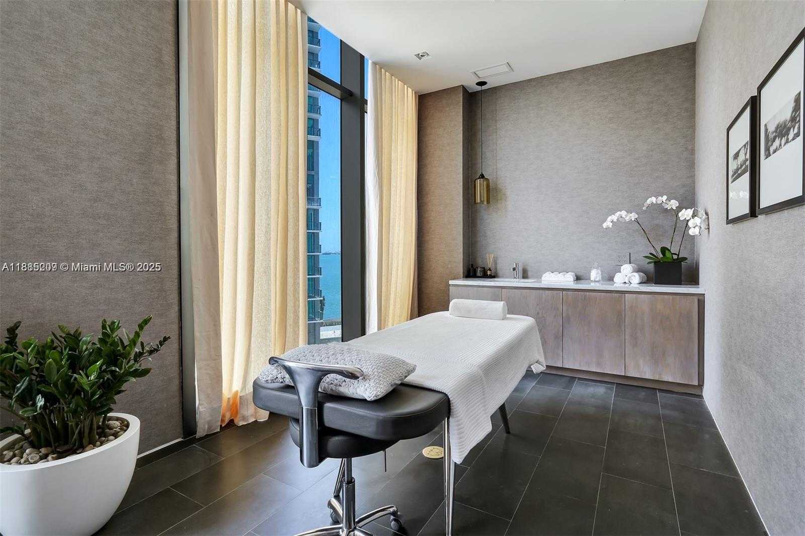 Small Image of 650 NORTH EAST 32ND ST #4203, Miami Number 40