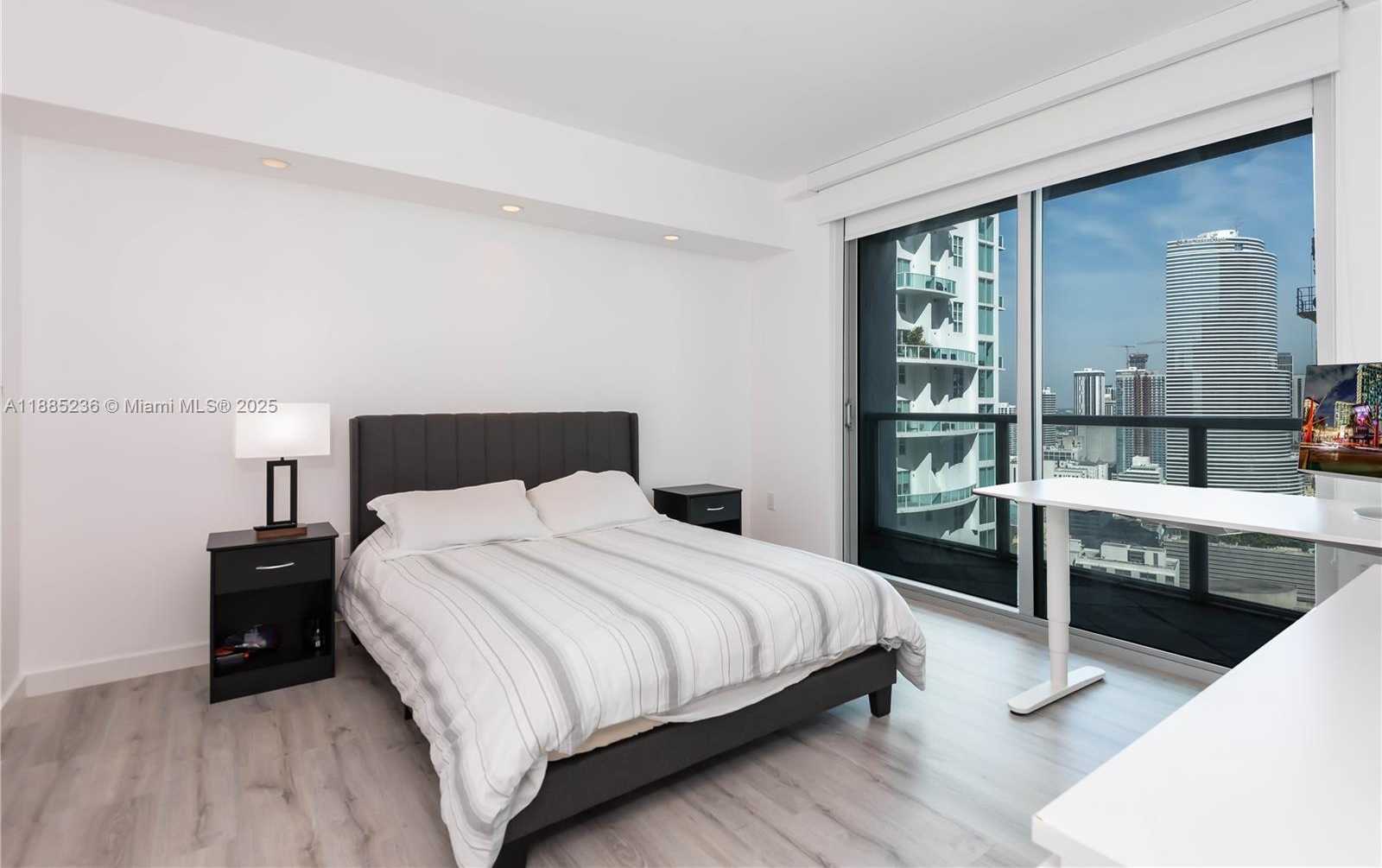 Small Image of 55 SOUTH EAST 6TH ST #3403, Miami Number 13
