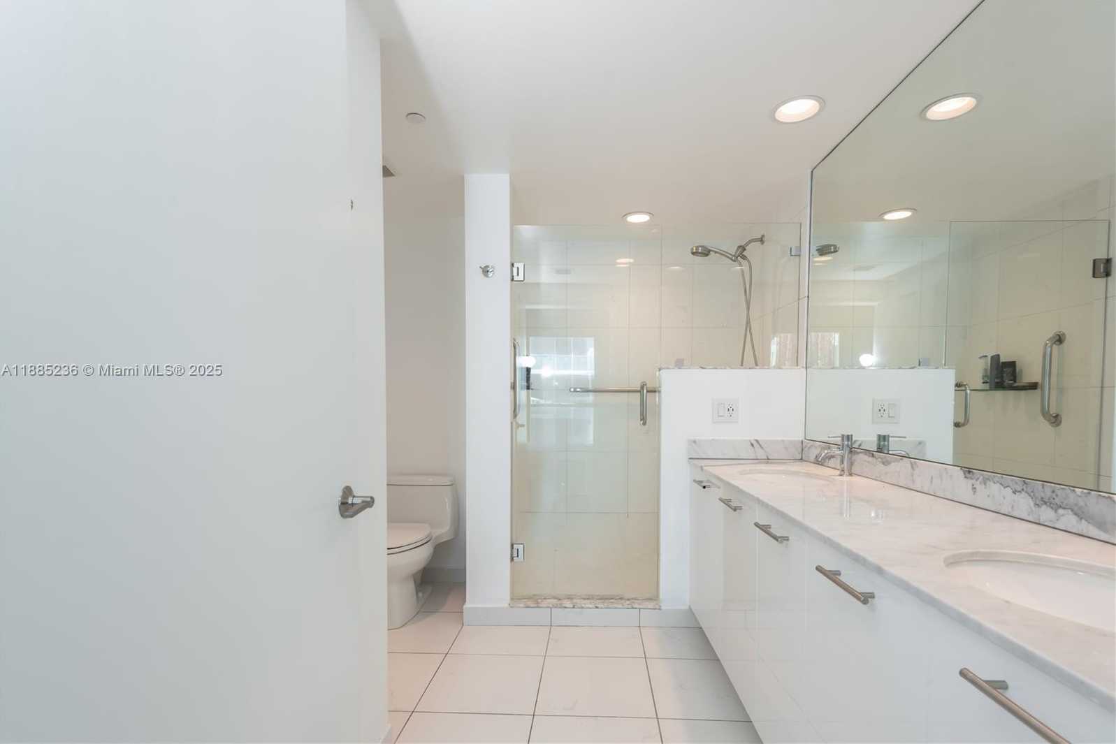 Small Image of 55 SOUTH EAST 6TH ST #3403, Miami Number 16