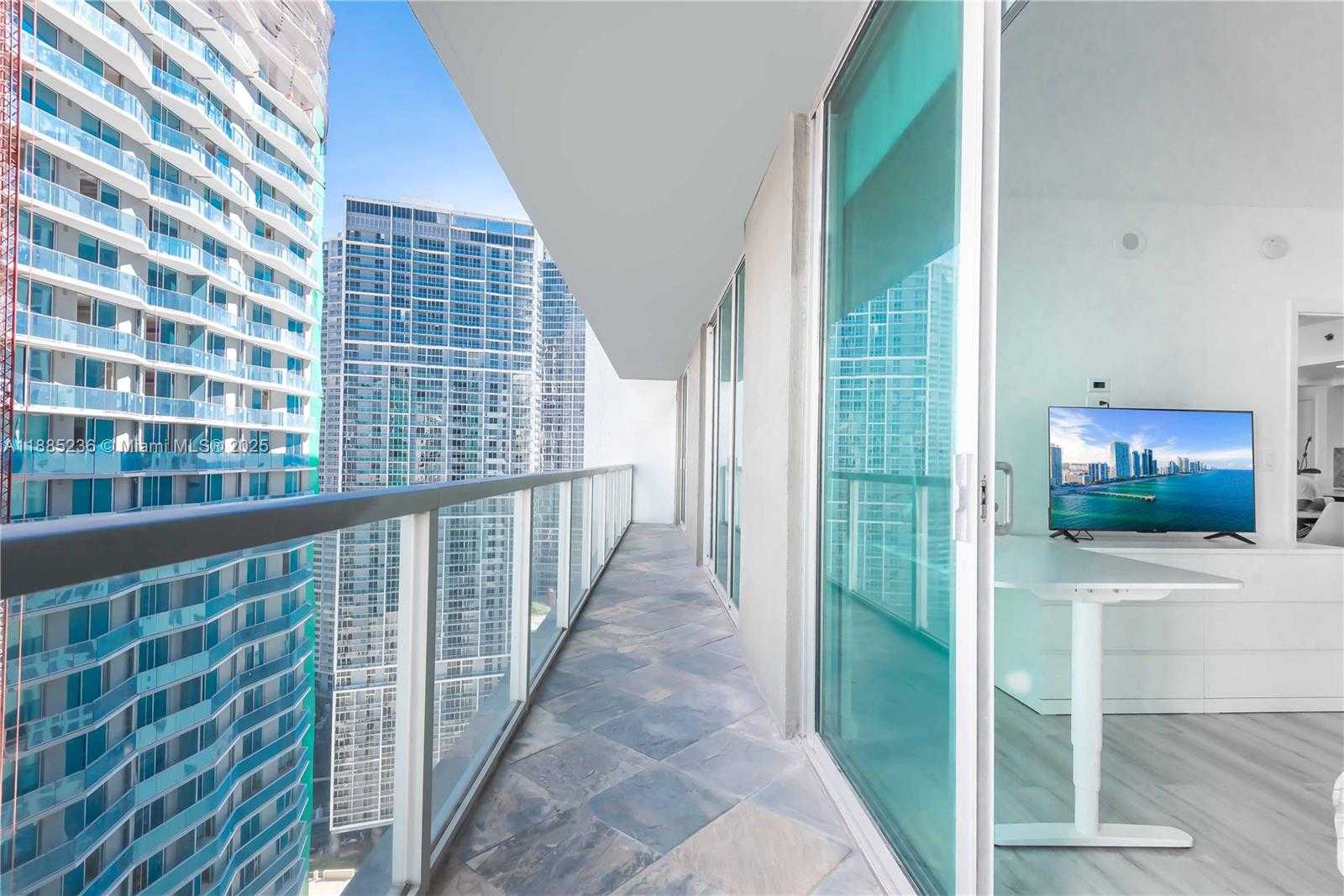 Small Image of 55 SOUTH EAST 6TH ST #3403, Miami Number 24