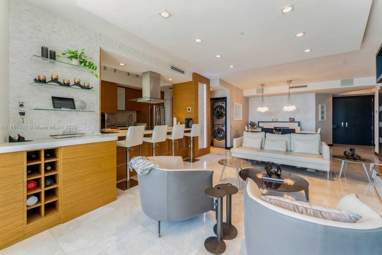 Small Image of 808 BRICKELL KEY #1406, Miami Number 2