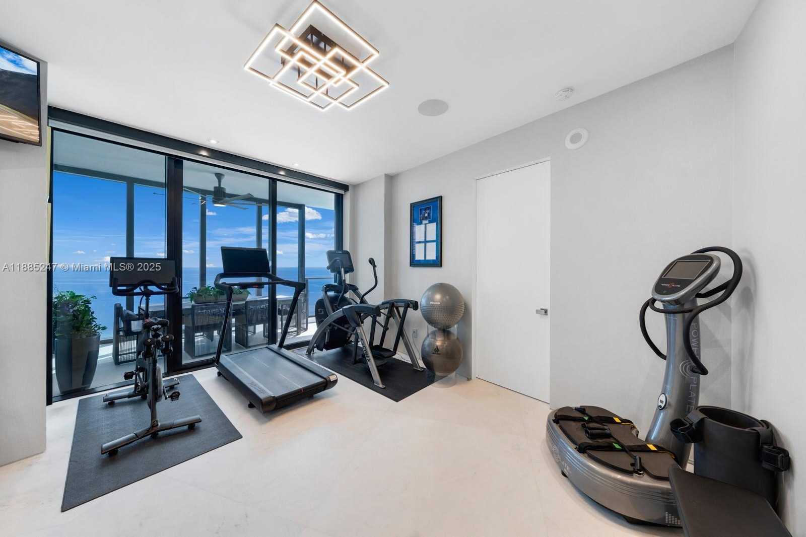 Small Image of 18555 COLLINS AVE #4405, Sunny Isles Beach Number 50