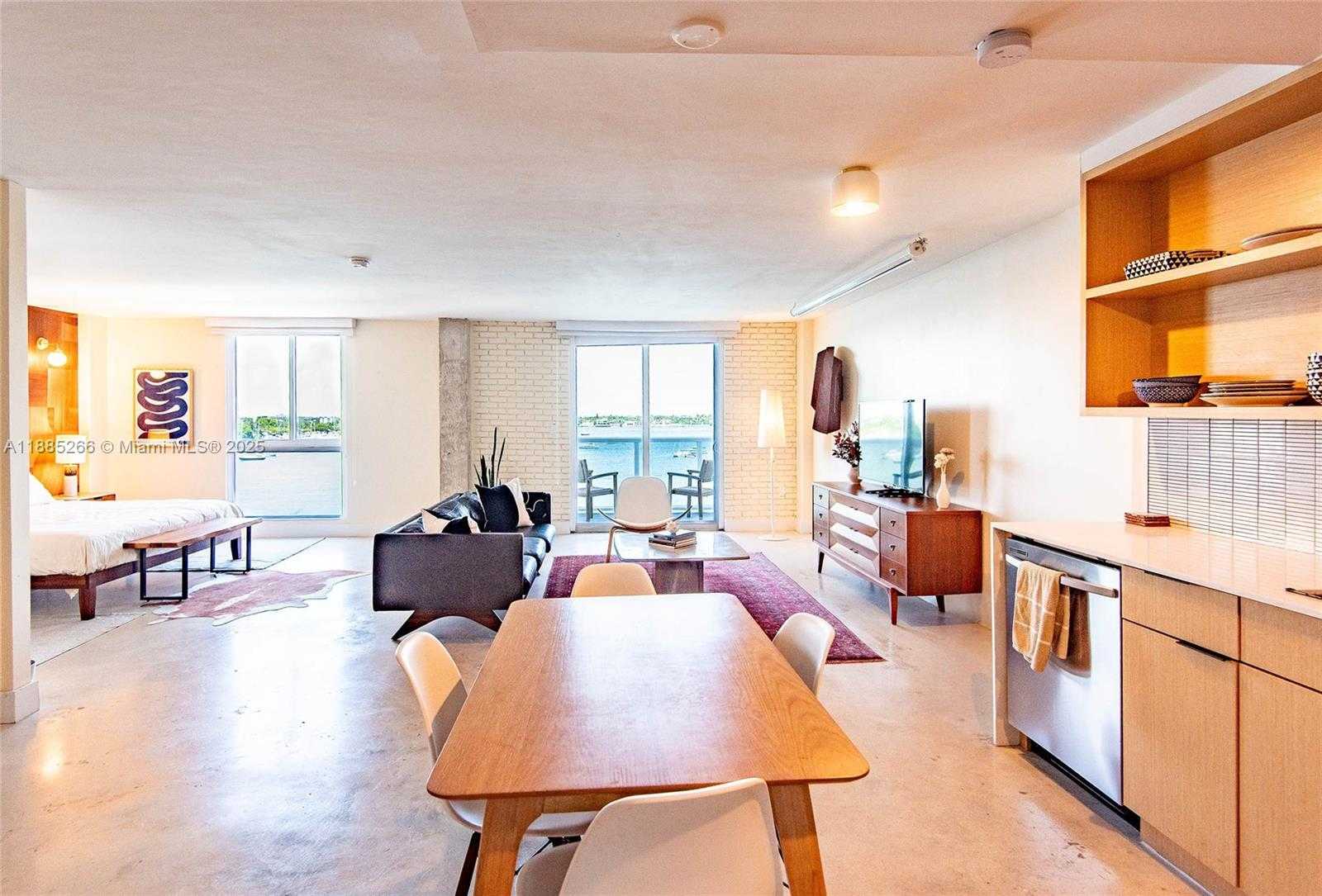 Small Image of 7928 WEST DR #510, North Bay Village Number 27