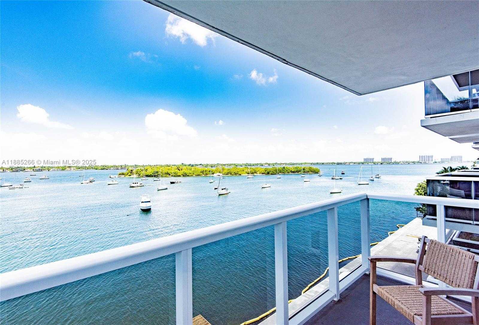 Small Image of 7928 WEST DR #510, North Bay Village Number 4