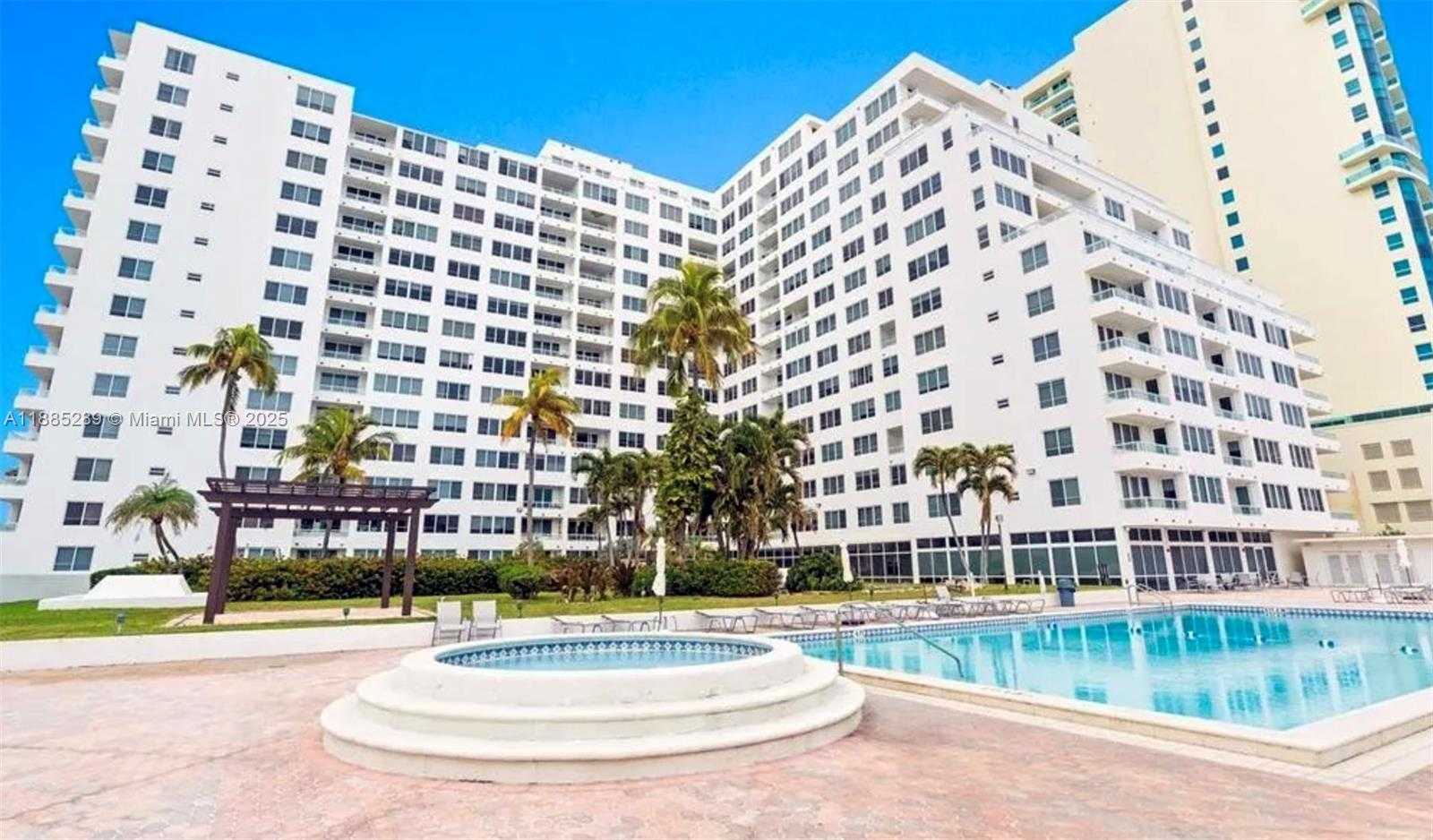 Small Image of 5005 COLLINS AVE #523, Miami Beach Number 2