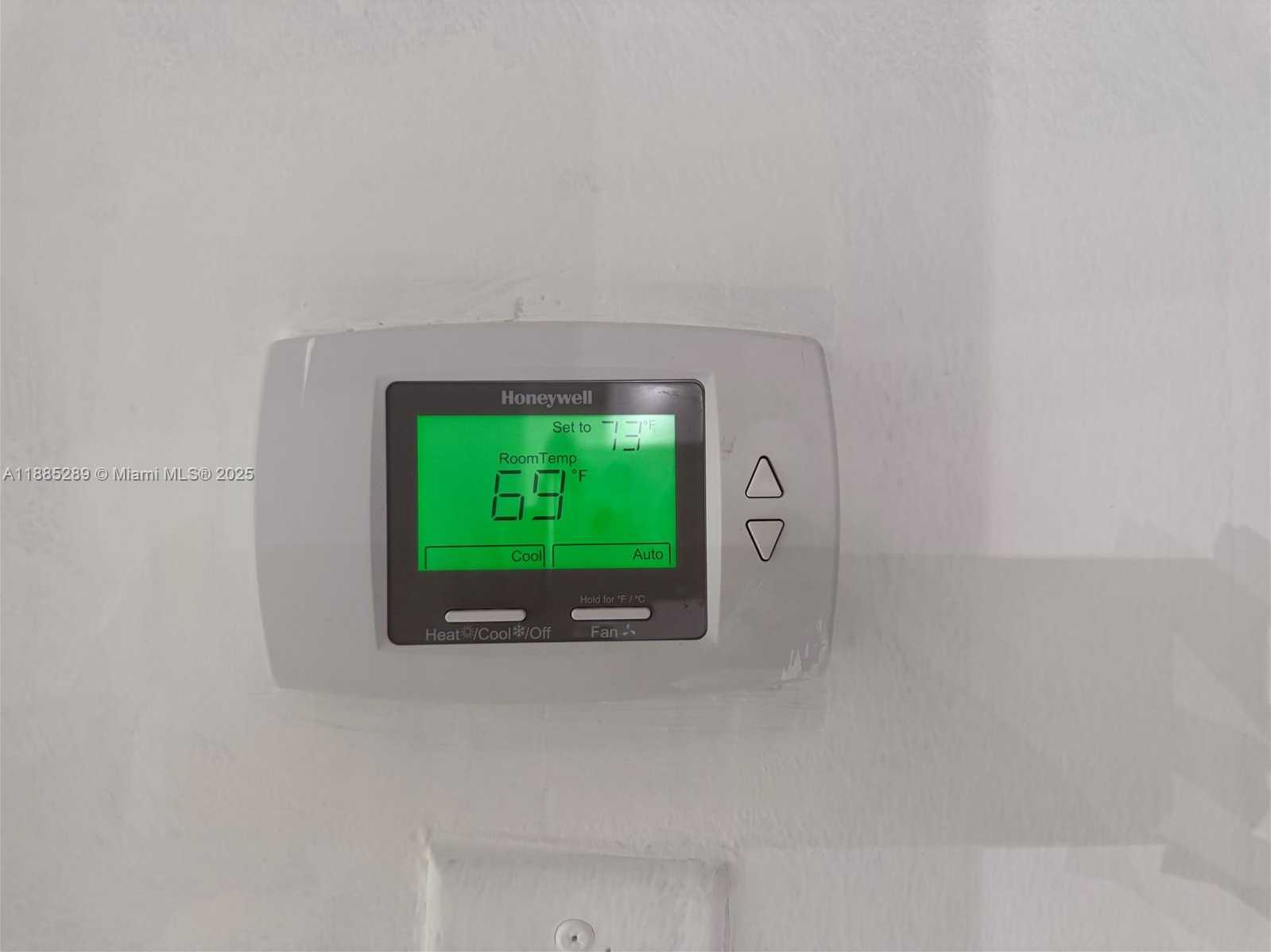 Small Image of 5005 COLLINS AVE #523, Miami Beach Number 25