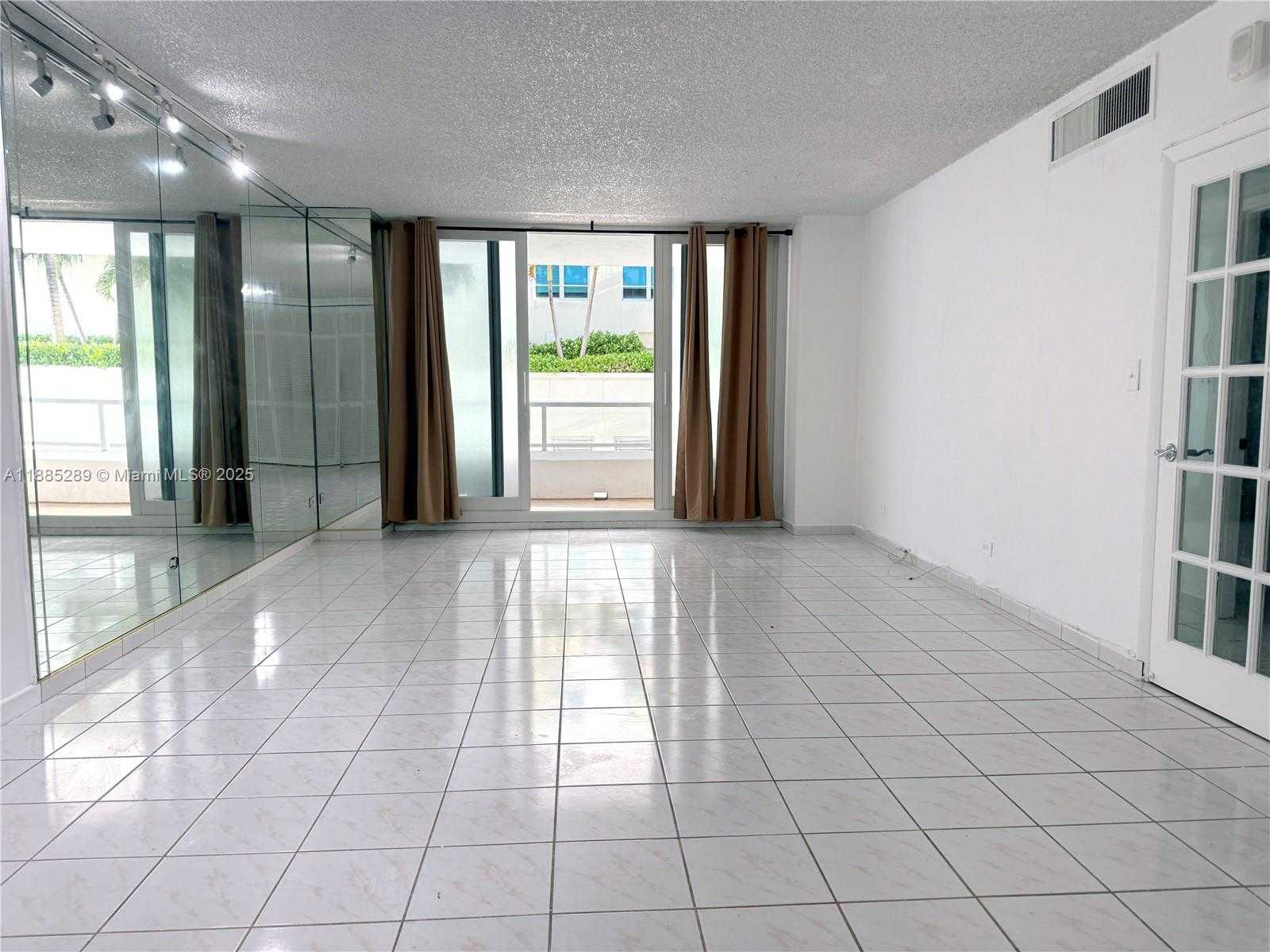 Small Image of 5005 COLLINS AVE #523, Miami Beach Number 6