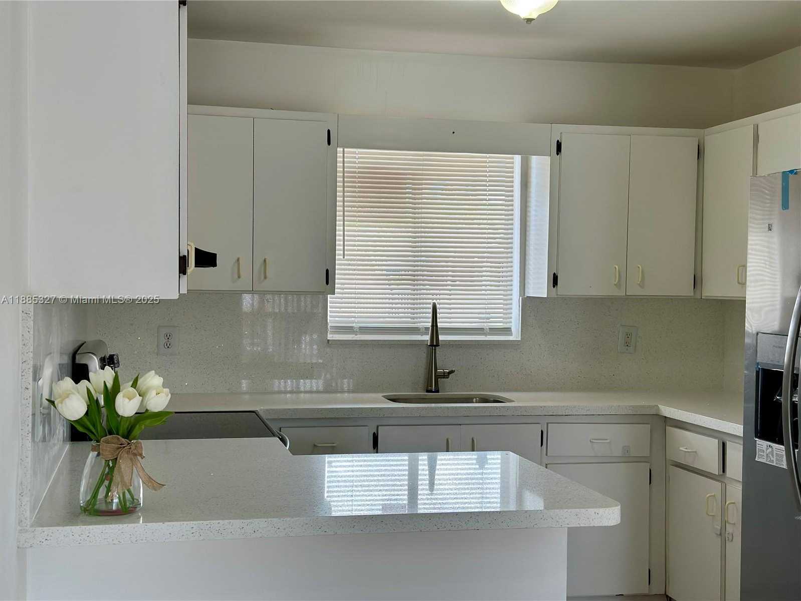 Small Image of 3041 WEST 76TH ST #B-209, Hialeah Number 16
