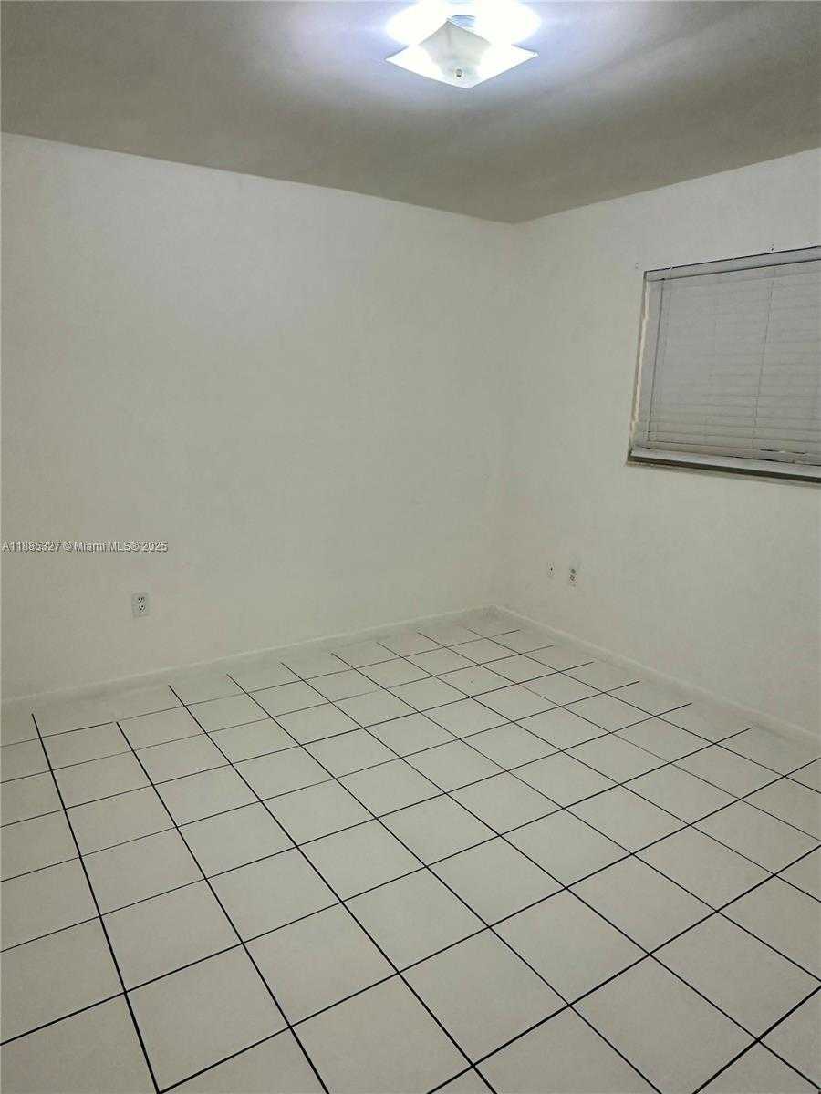 Small Image of 3041 WEST 76TH ST #B-209, Hialeah Number 27