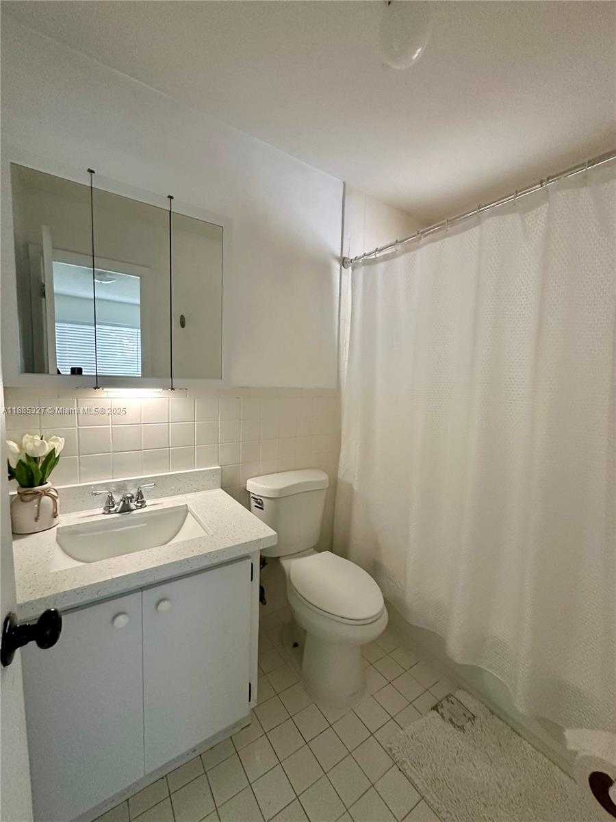 Small Image of 3041 WEST 76TH ST #B-209, Hialeah Number 28