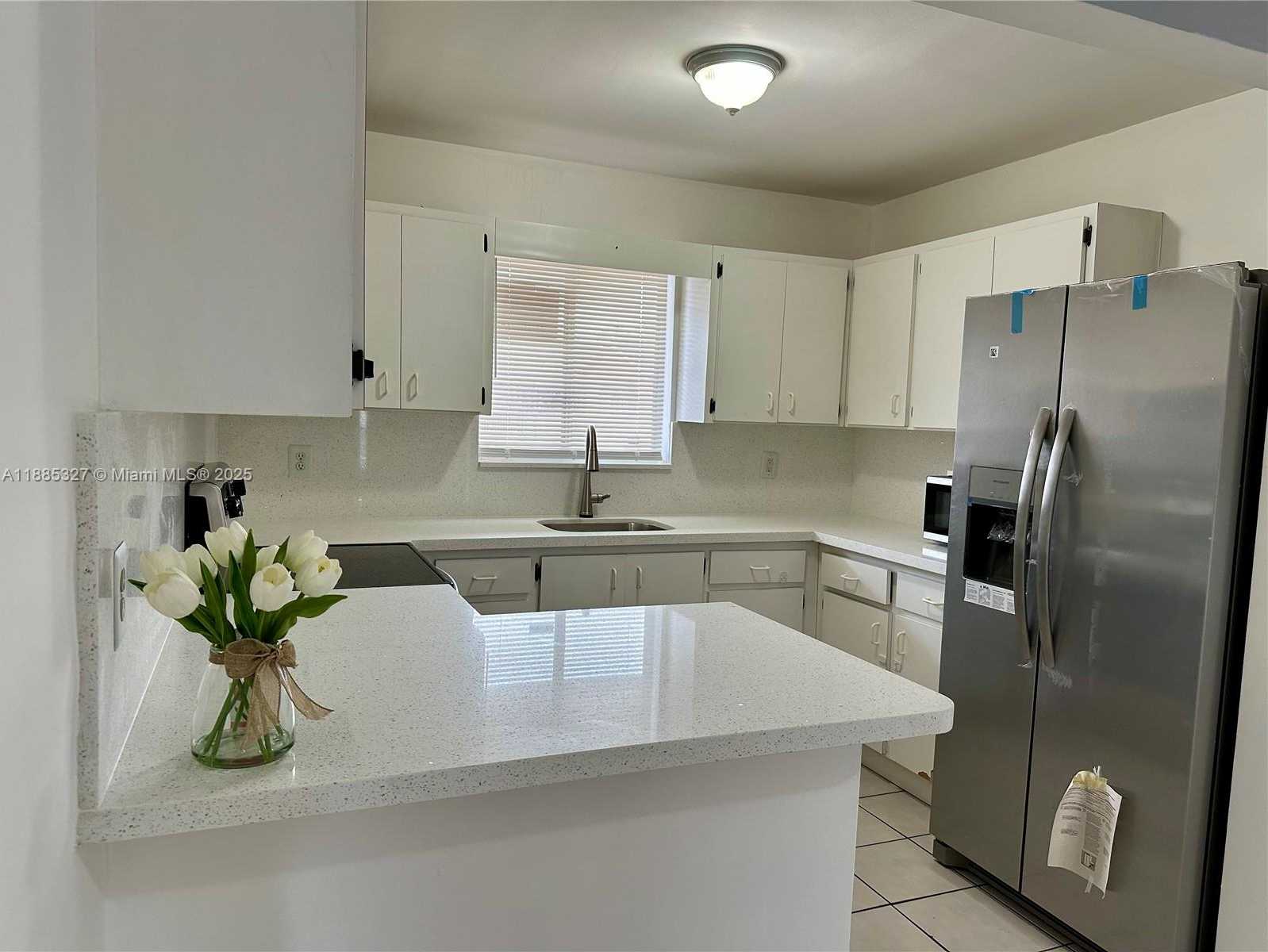 Small Image of 3041 WEST 76TH ST #B-209, Hialeah Number 4