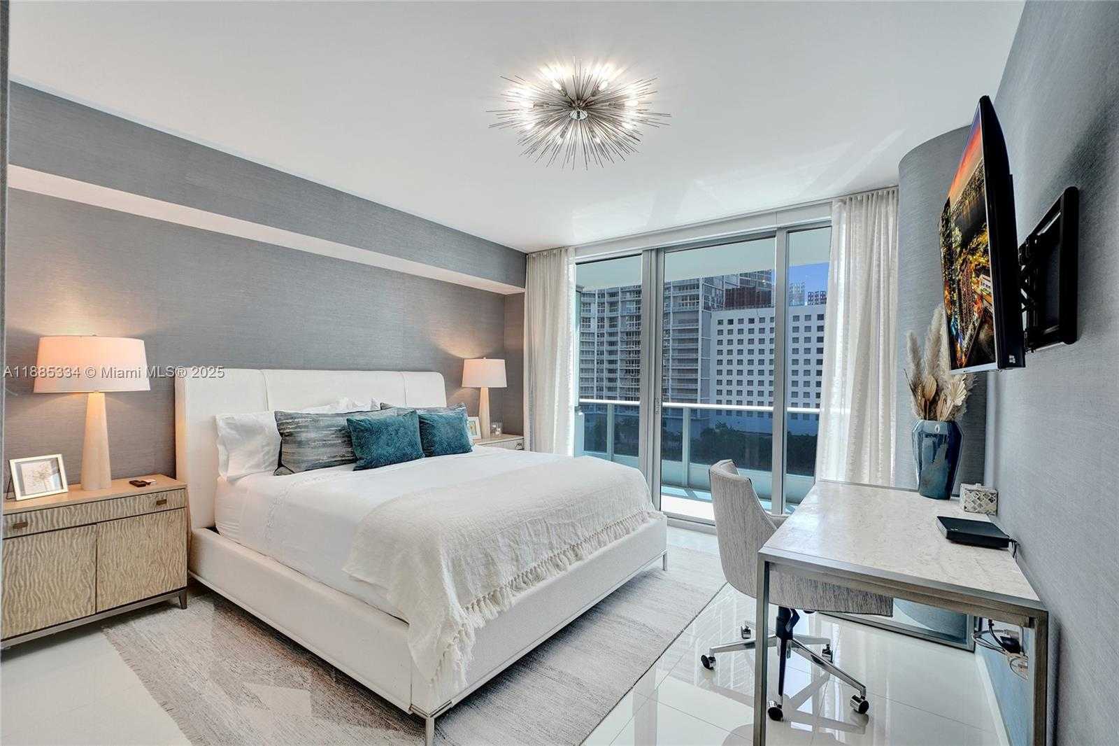 Small Image of 200 BISCAYNE BOULEVARD WAY #505, Miami Number 21
