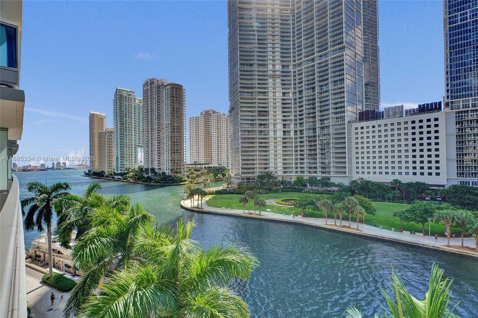 Small Image of 200 BISCAYNE BOULEVARD WAY #505, Miami Number 27